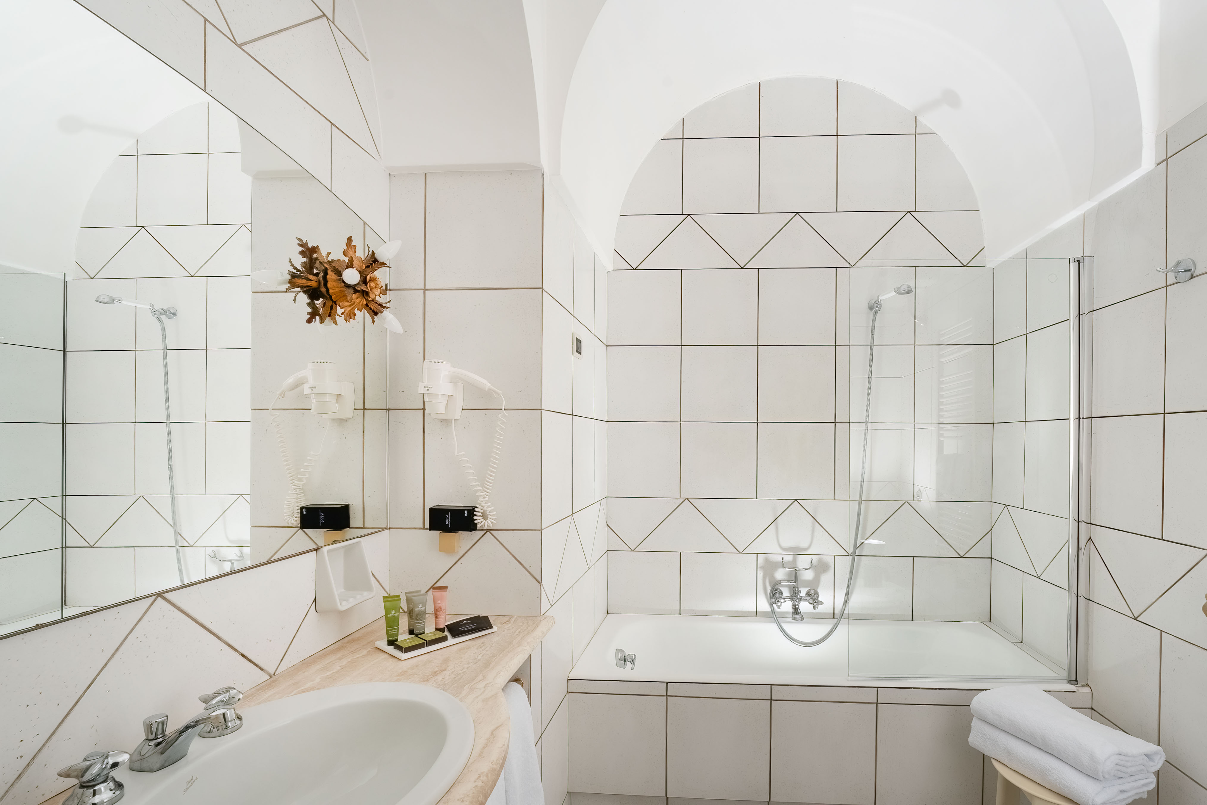 Double or Twin Deluxe Superior