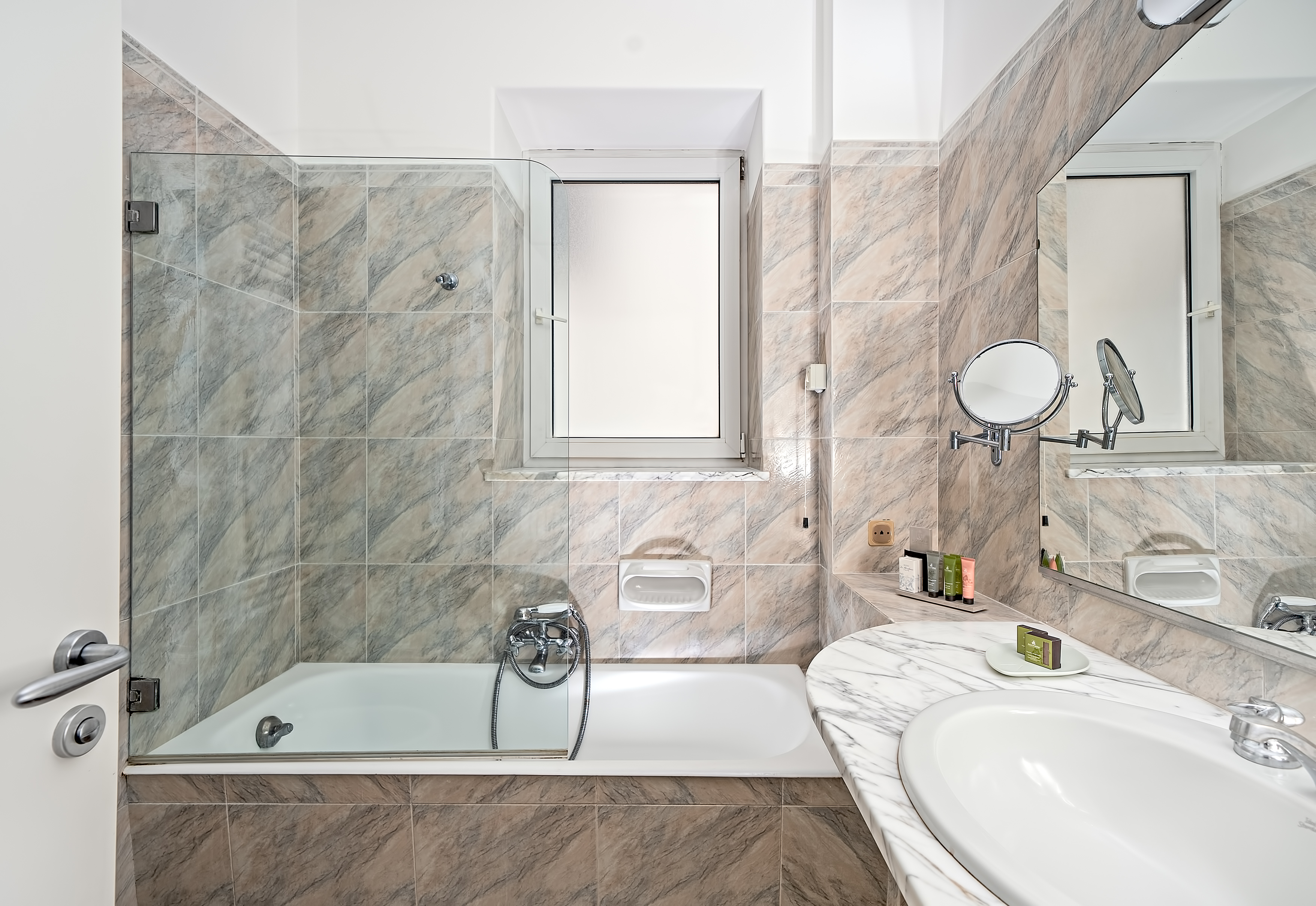 Double or Twin Deluxe Superior