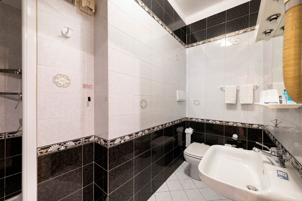 Triple Superior Lake View