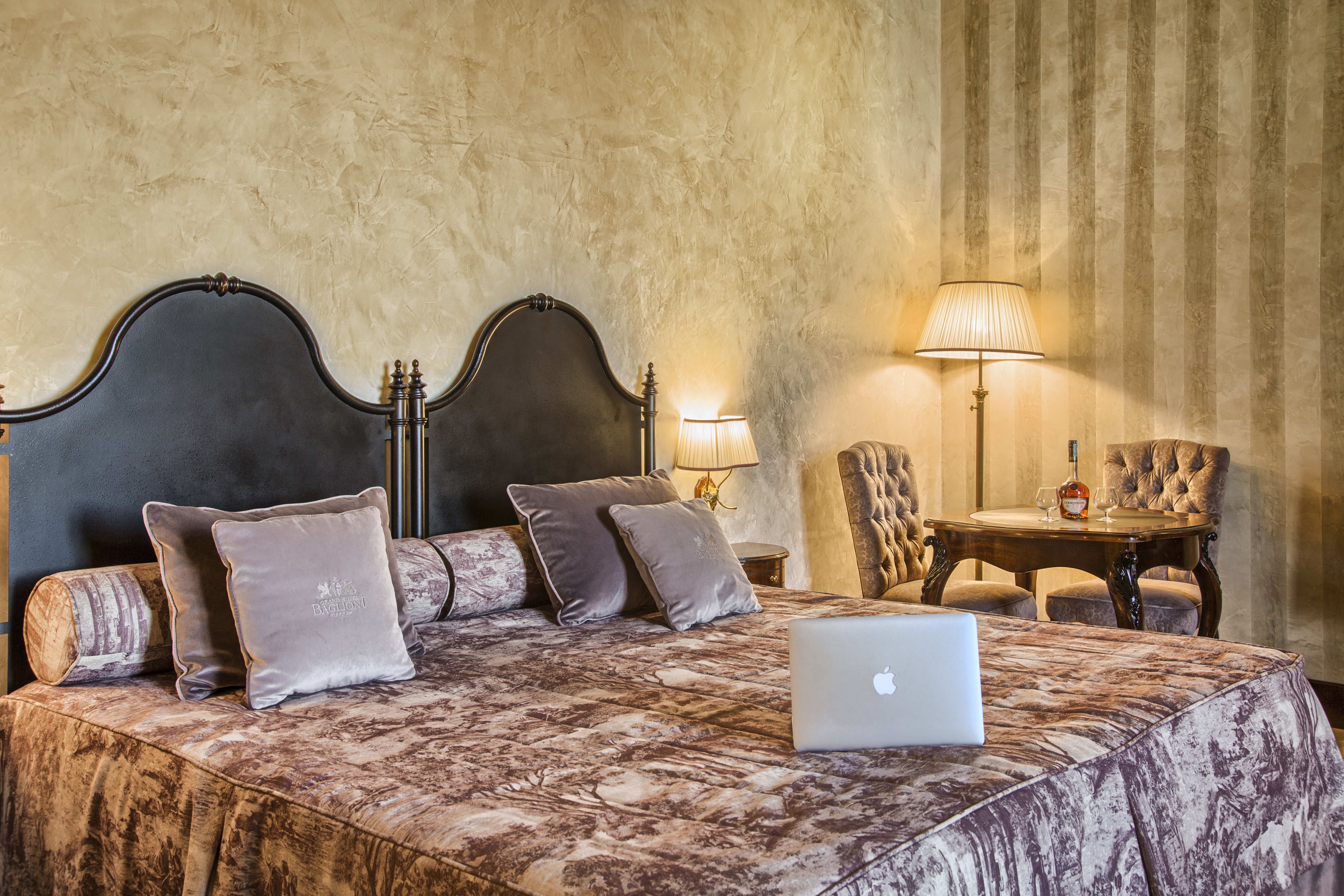 Double Single Deluxe