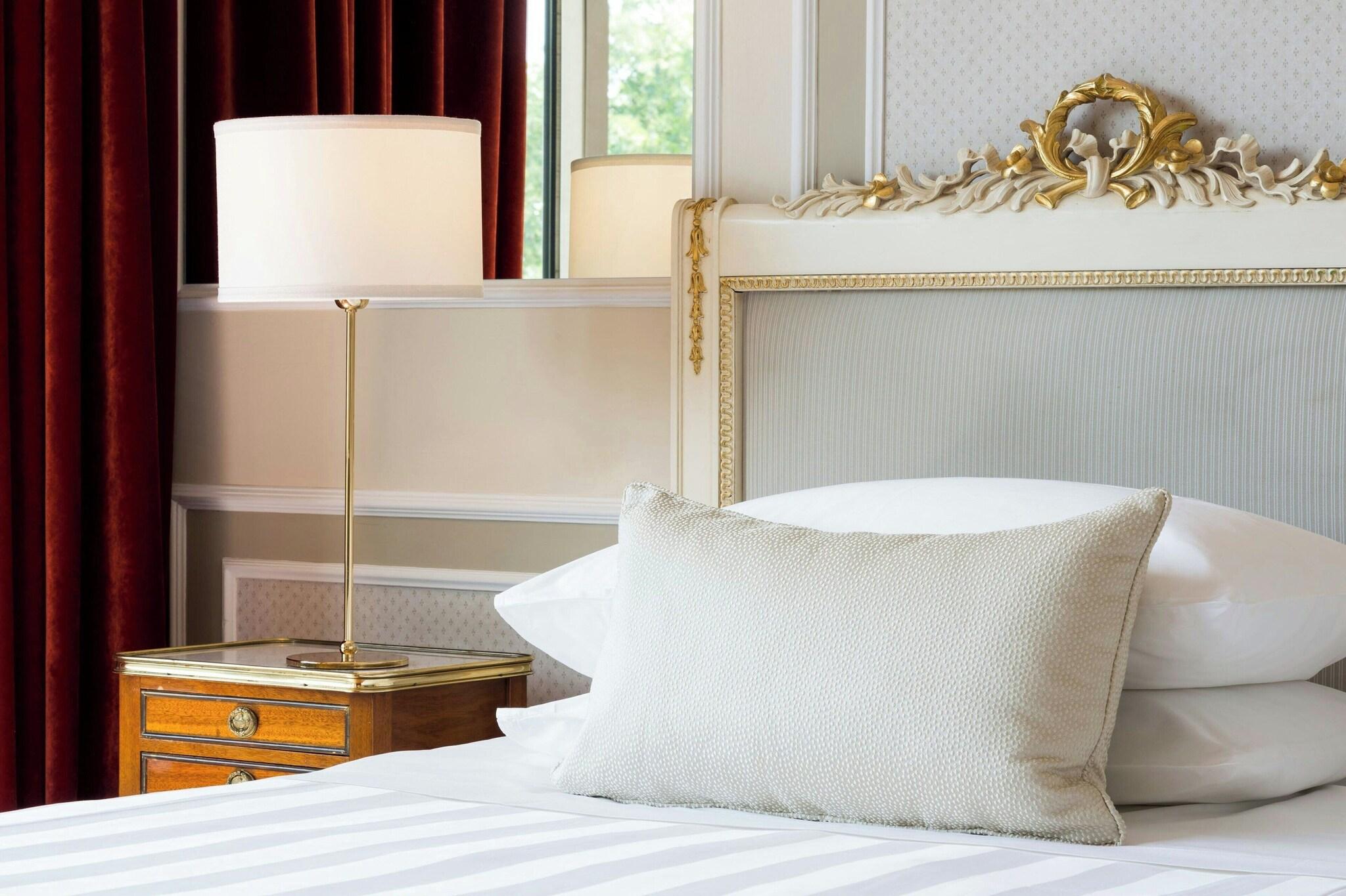 Suite Garden View King Bed