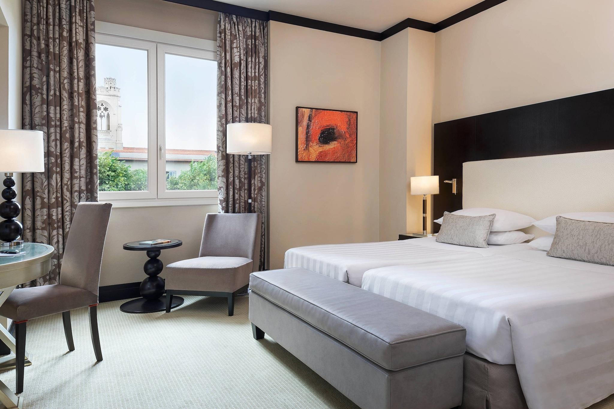 Double Superior King Bed