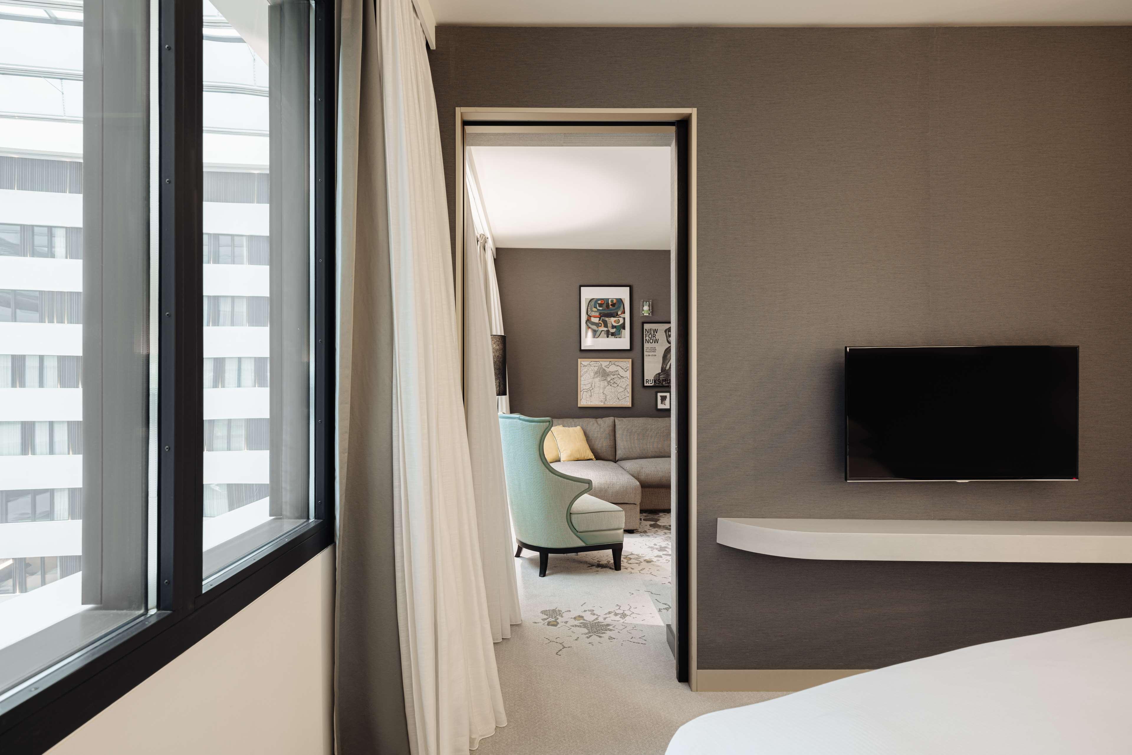 Family Room Connecting Room