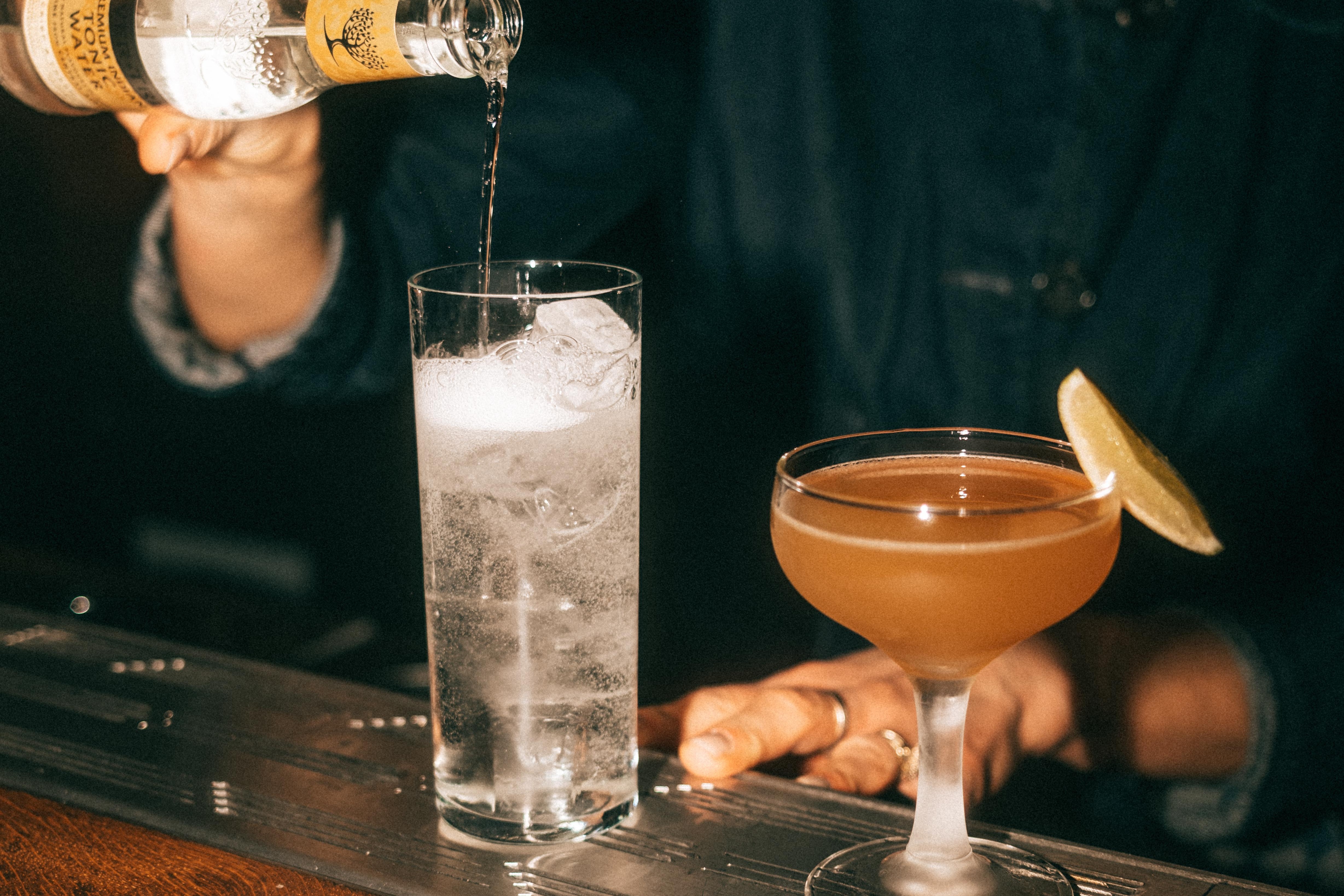 Bar