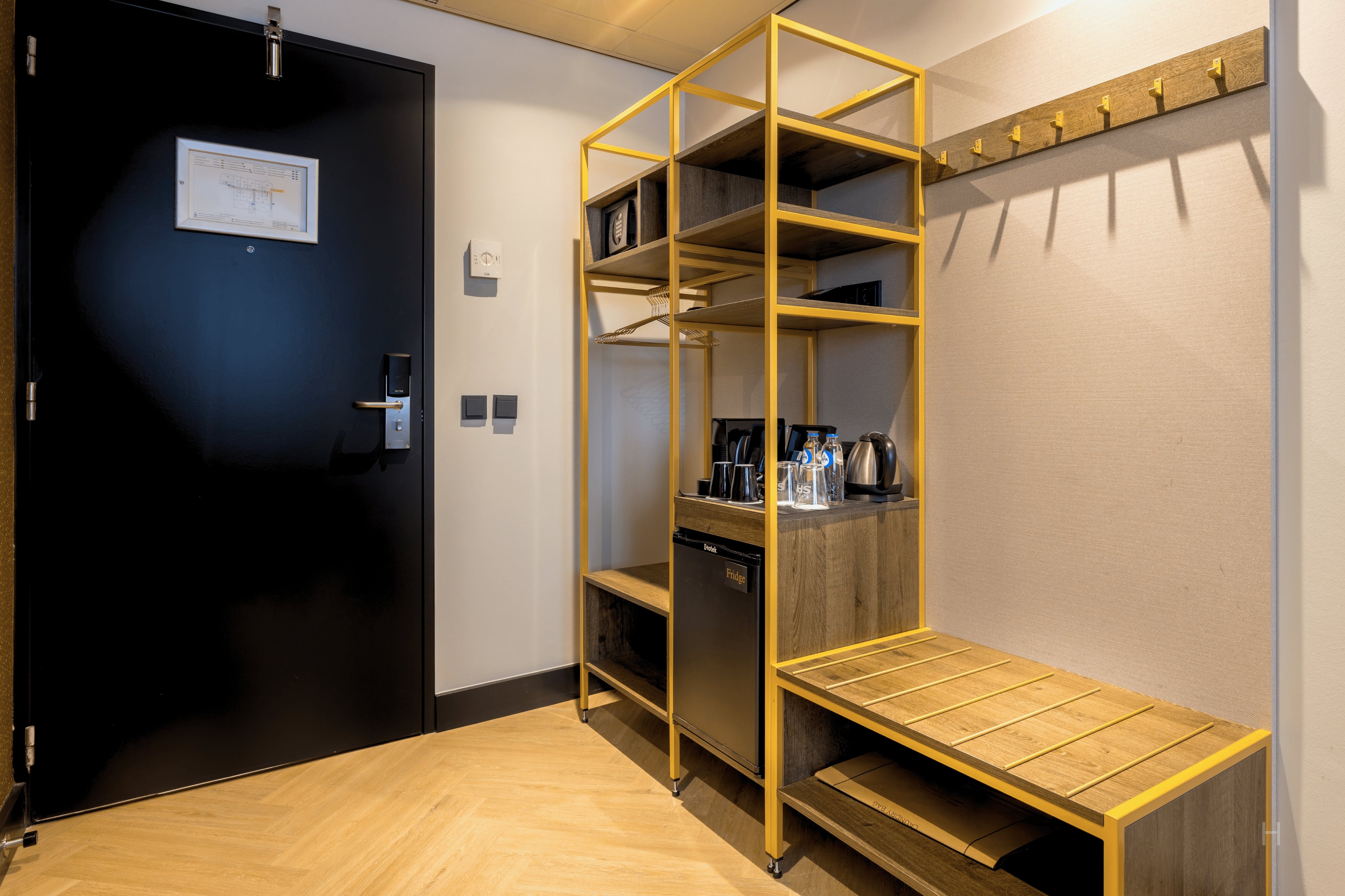 Double Queen Size Bed