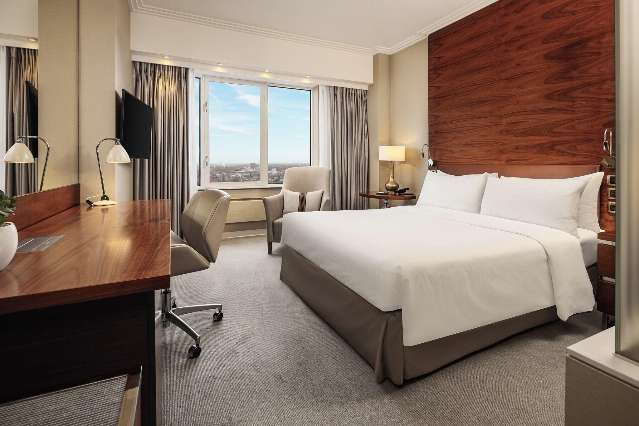 Family Room Connecting Room