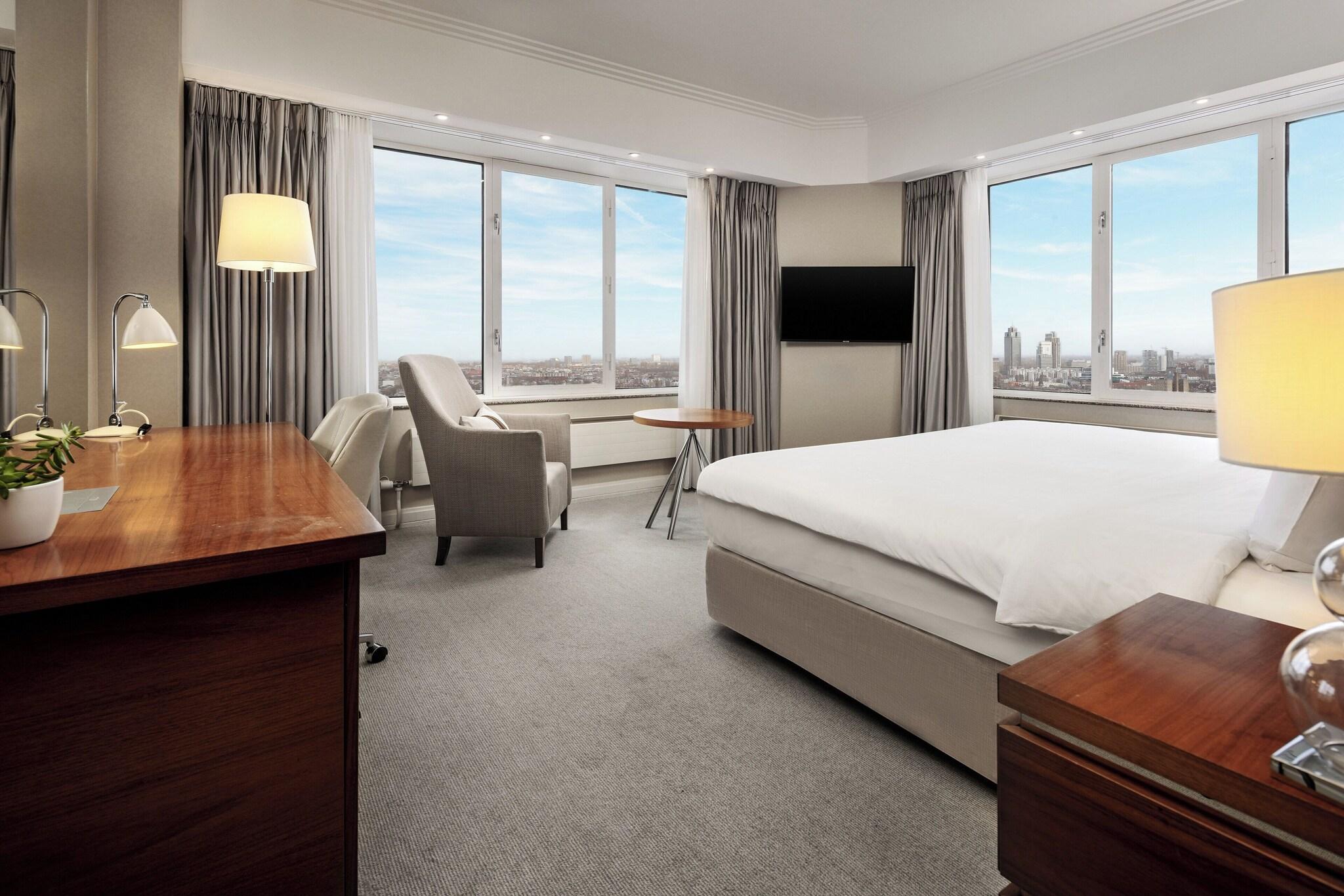 Family Room Connecting Room