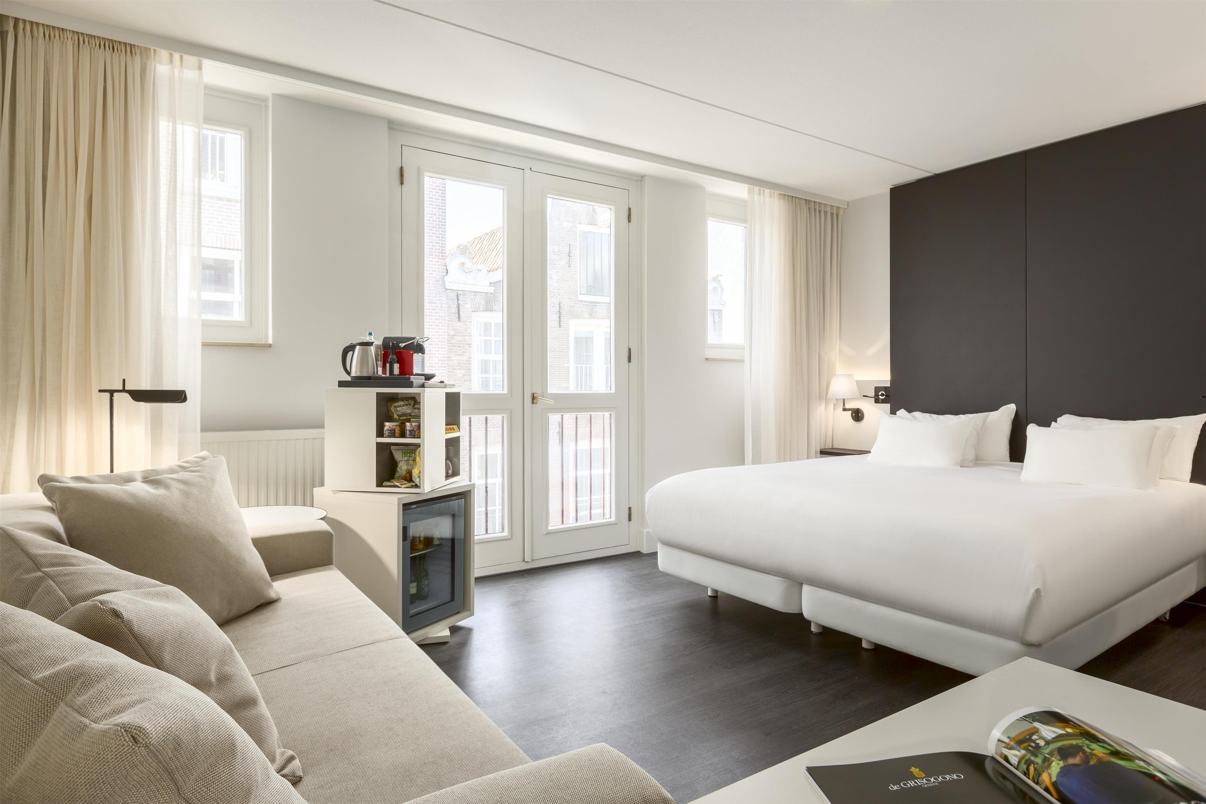 Double Superior with Views