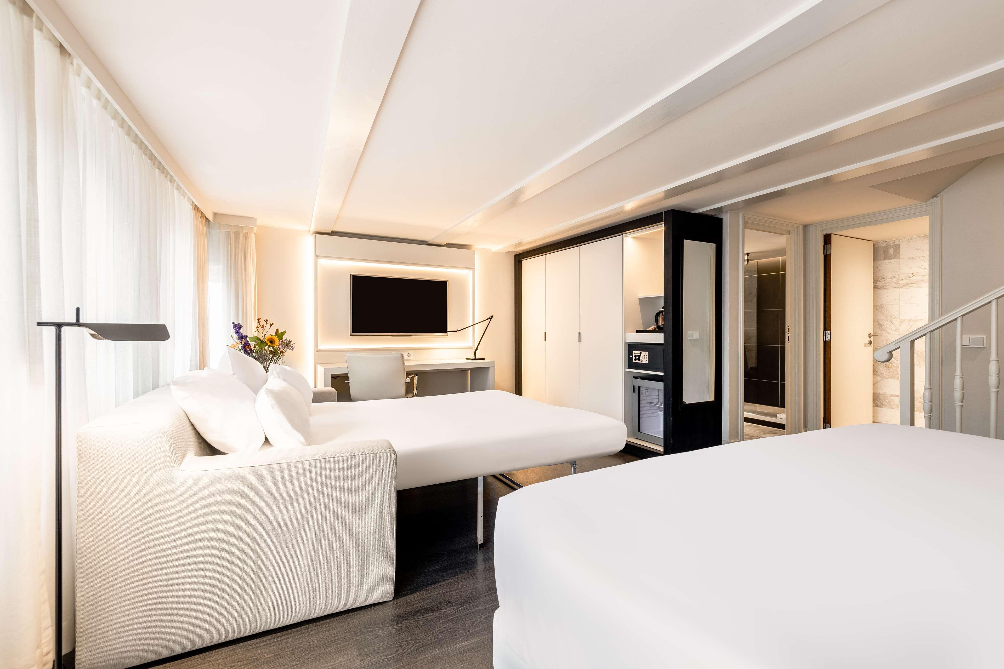 Family Room Standard