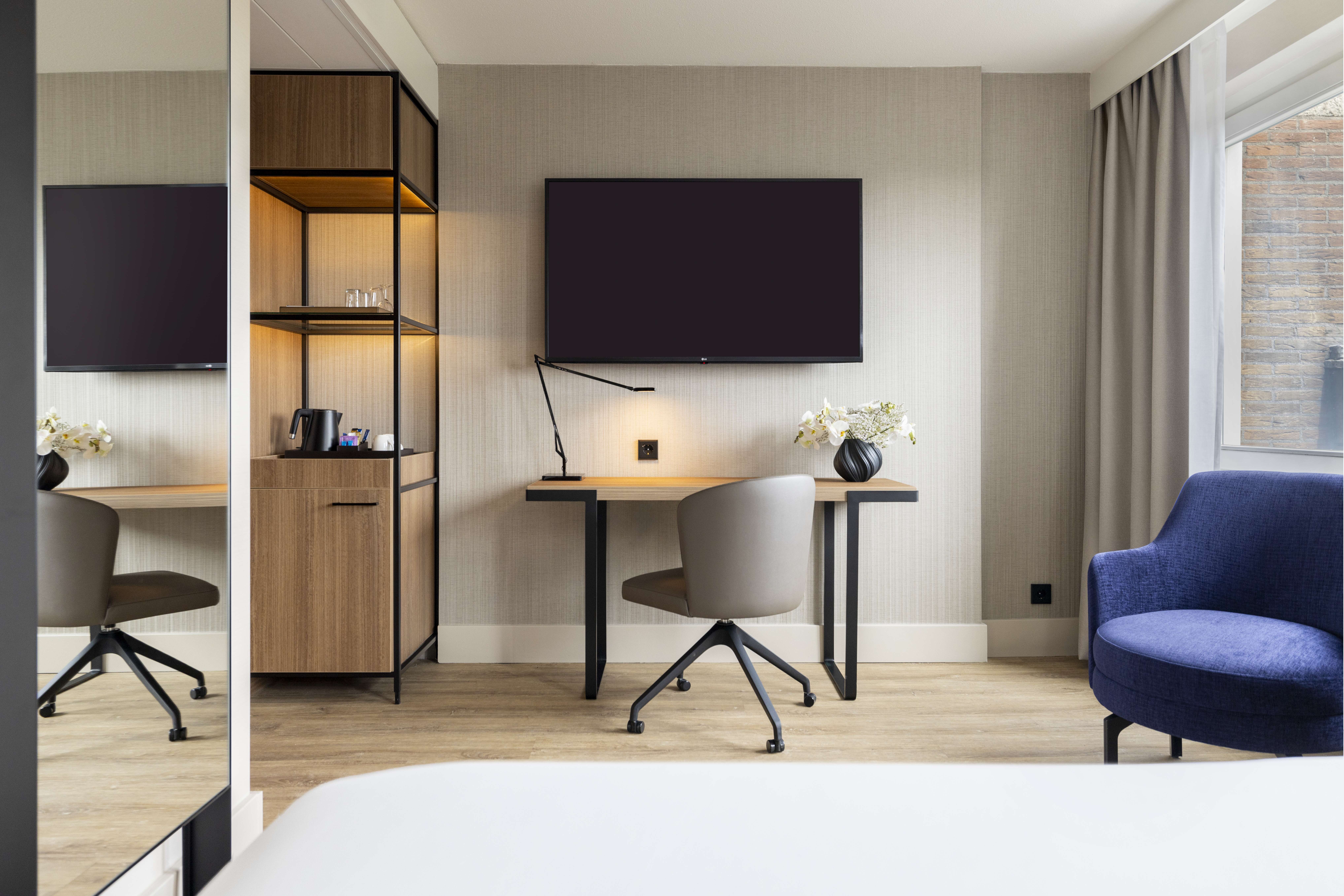 Double or Twin Standard