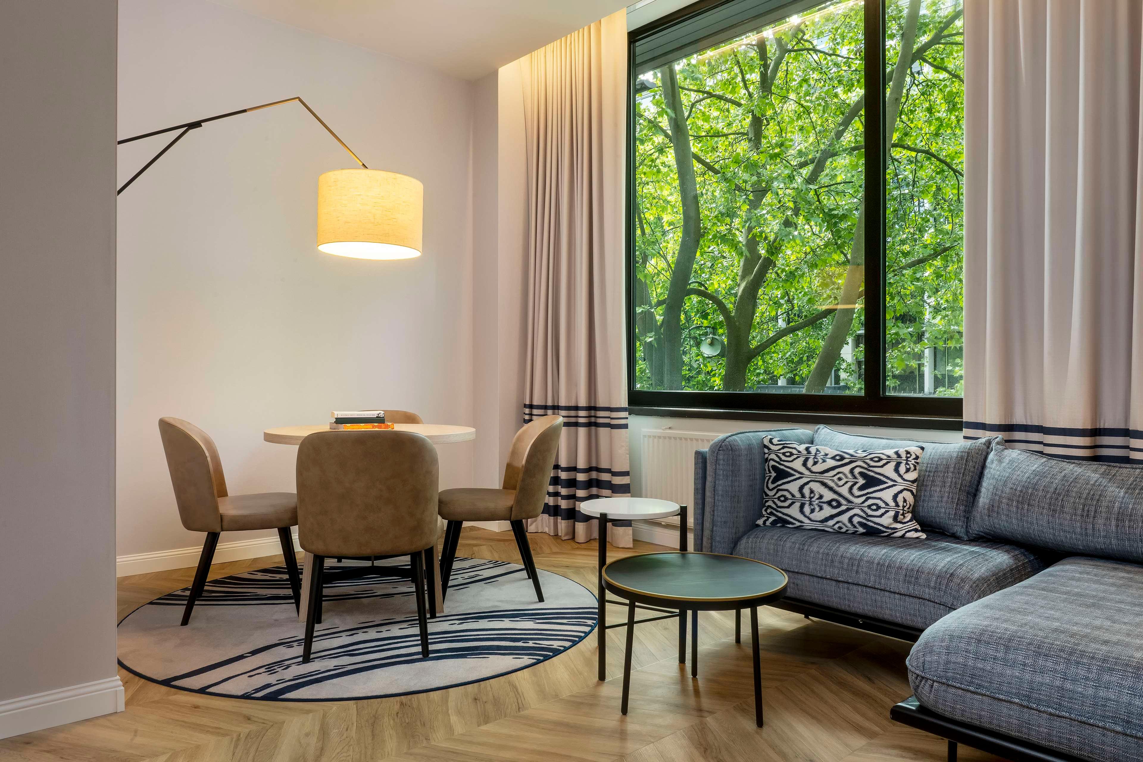 Family Room Connecting Room