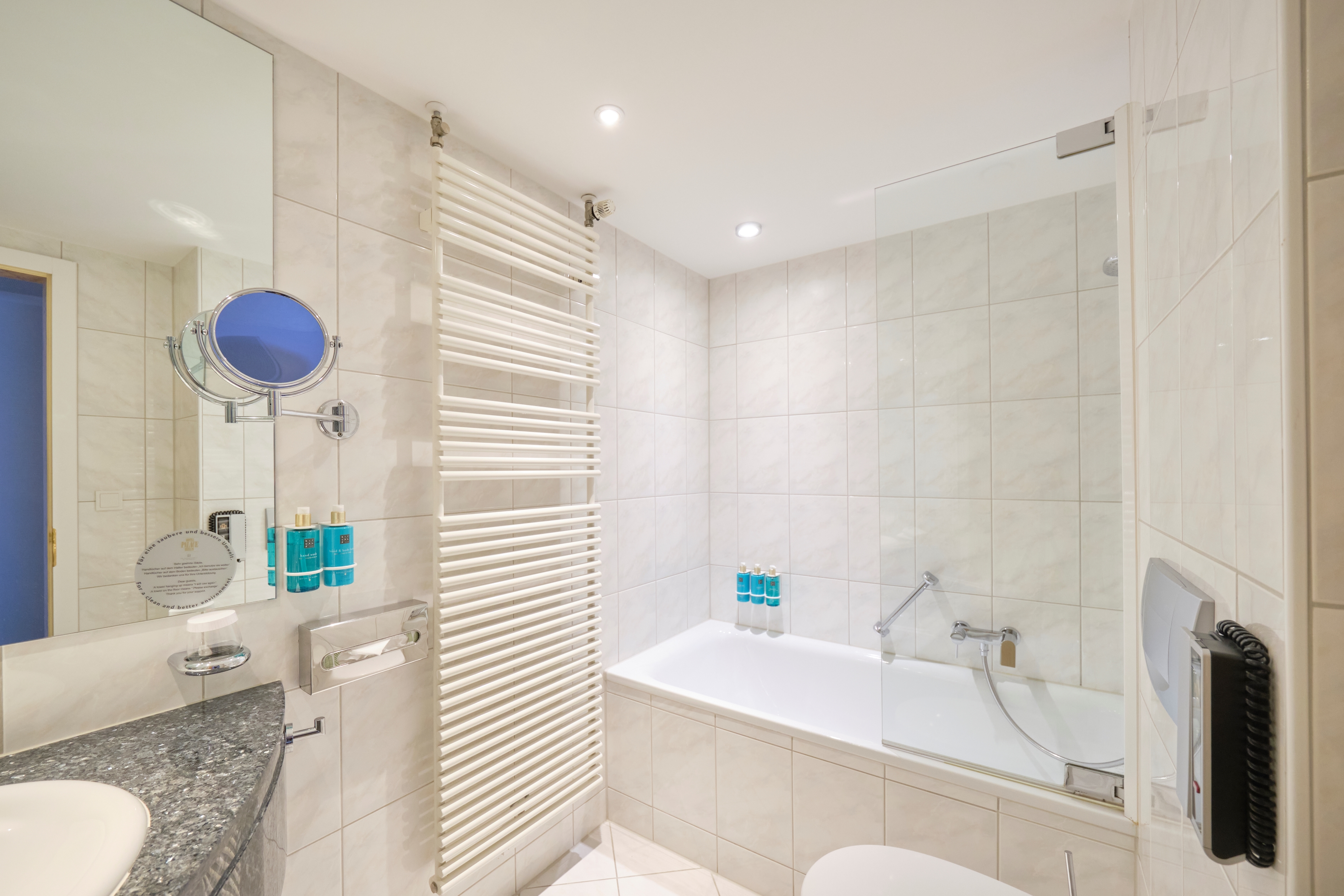 Room Business Deluxe