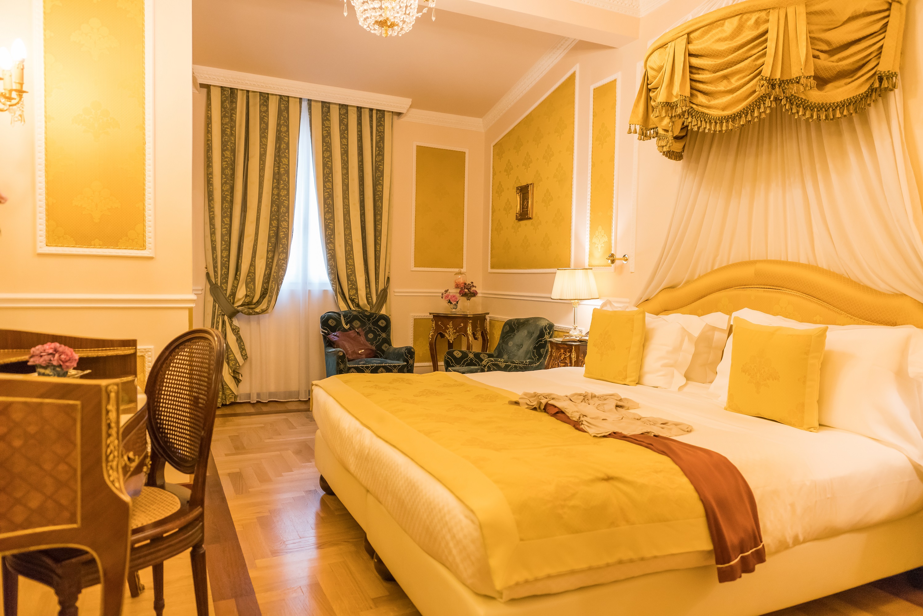 Double or Twin Deluxe