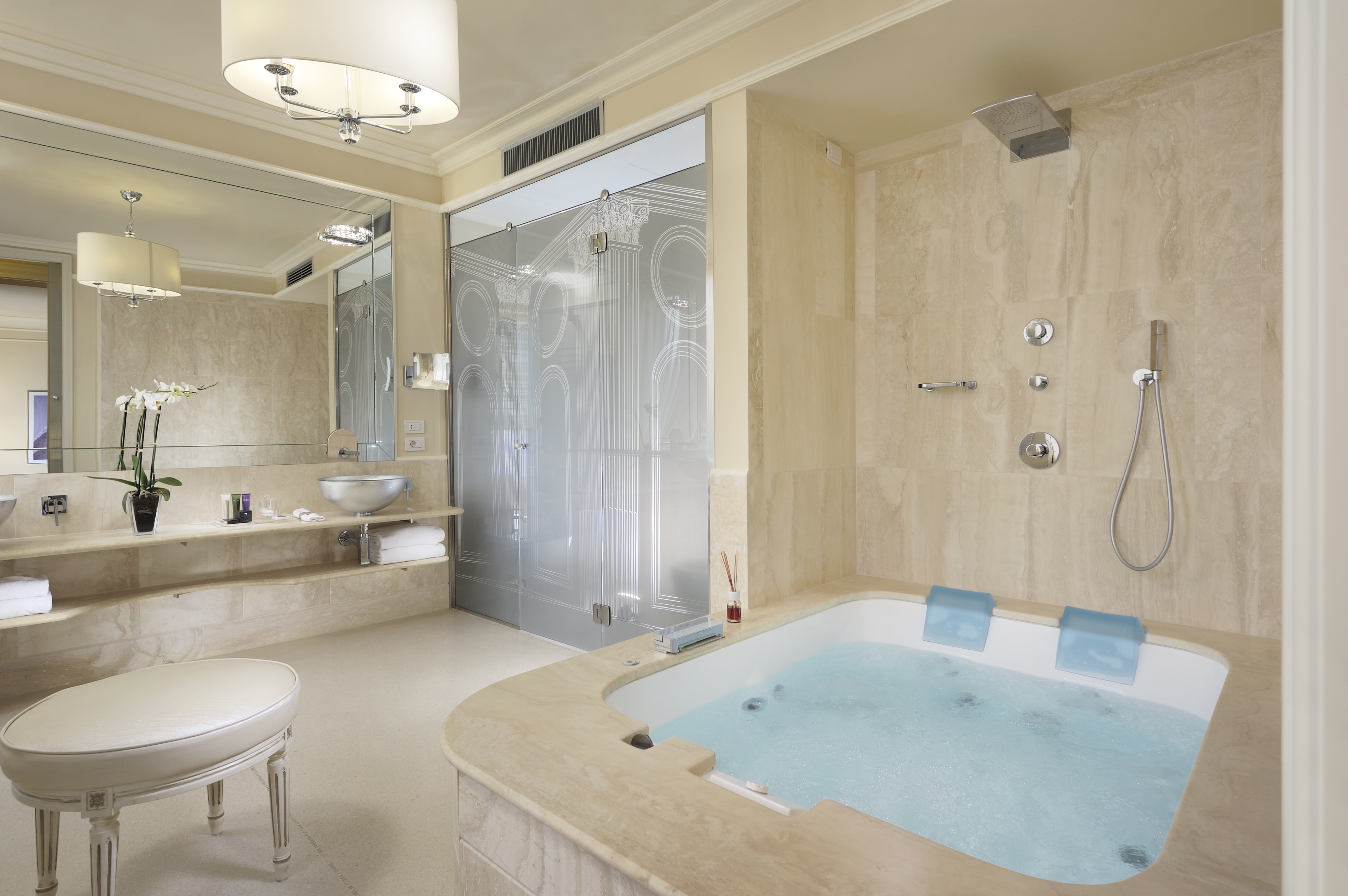 Suite with Private Pool