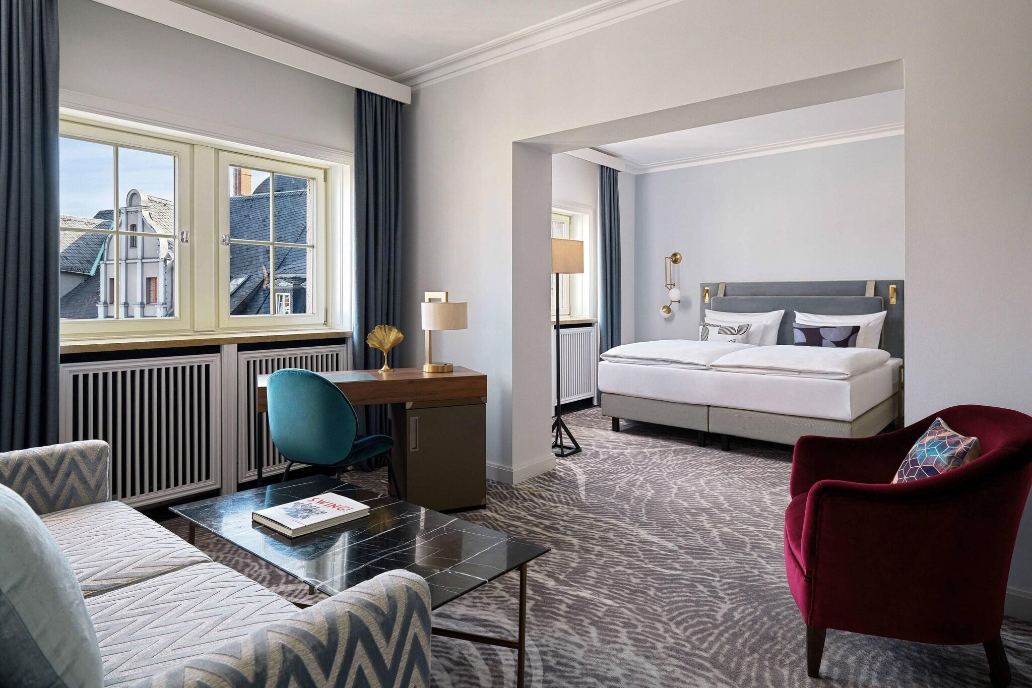 Junior Suite King Size Bed