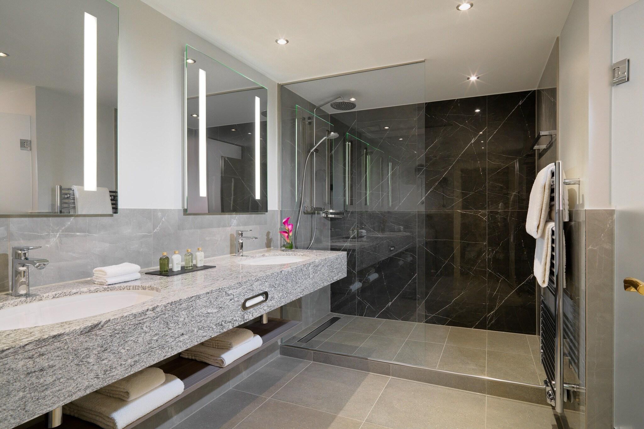 Suite Executive City View