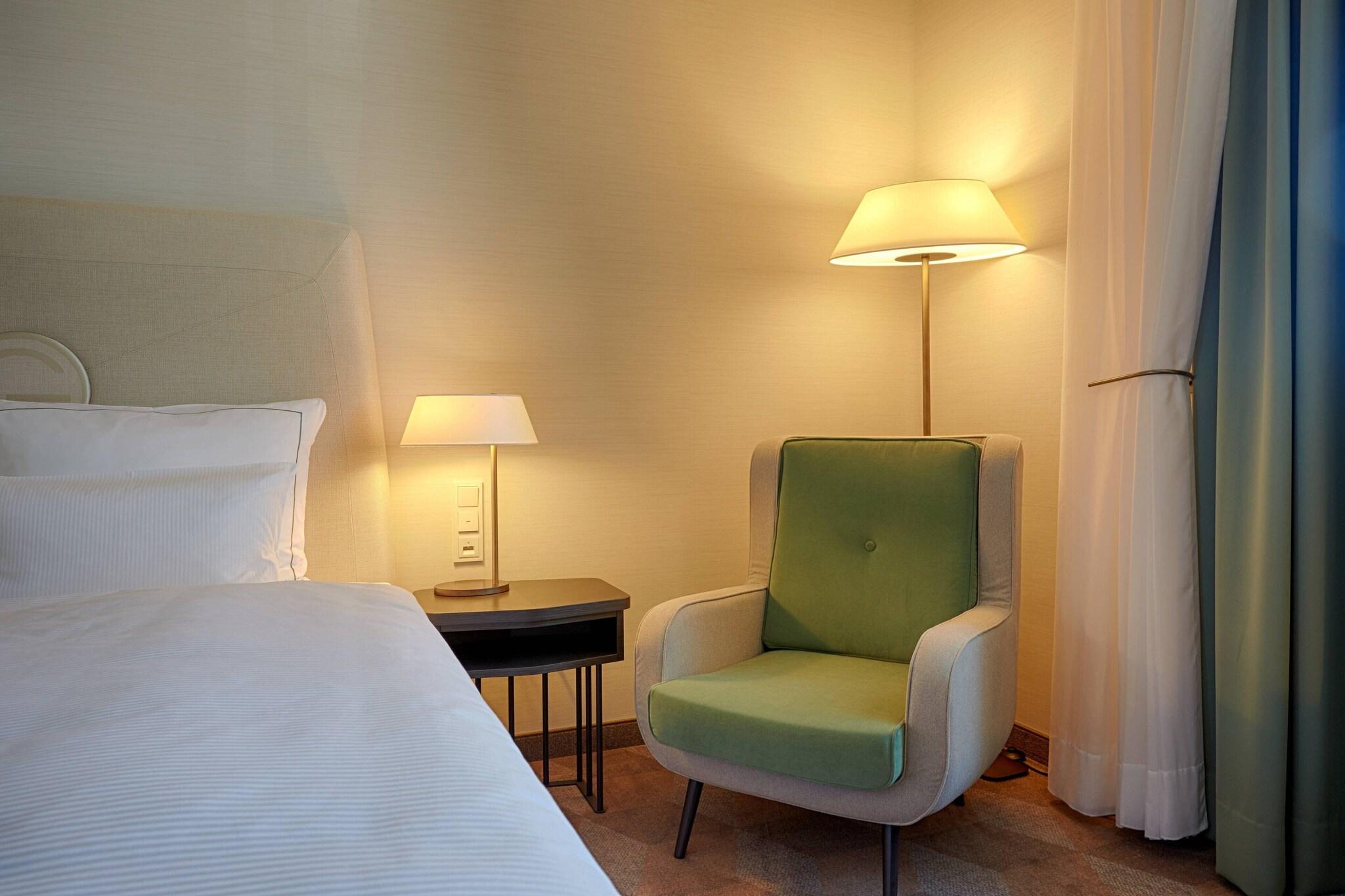 Double King Size Bed