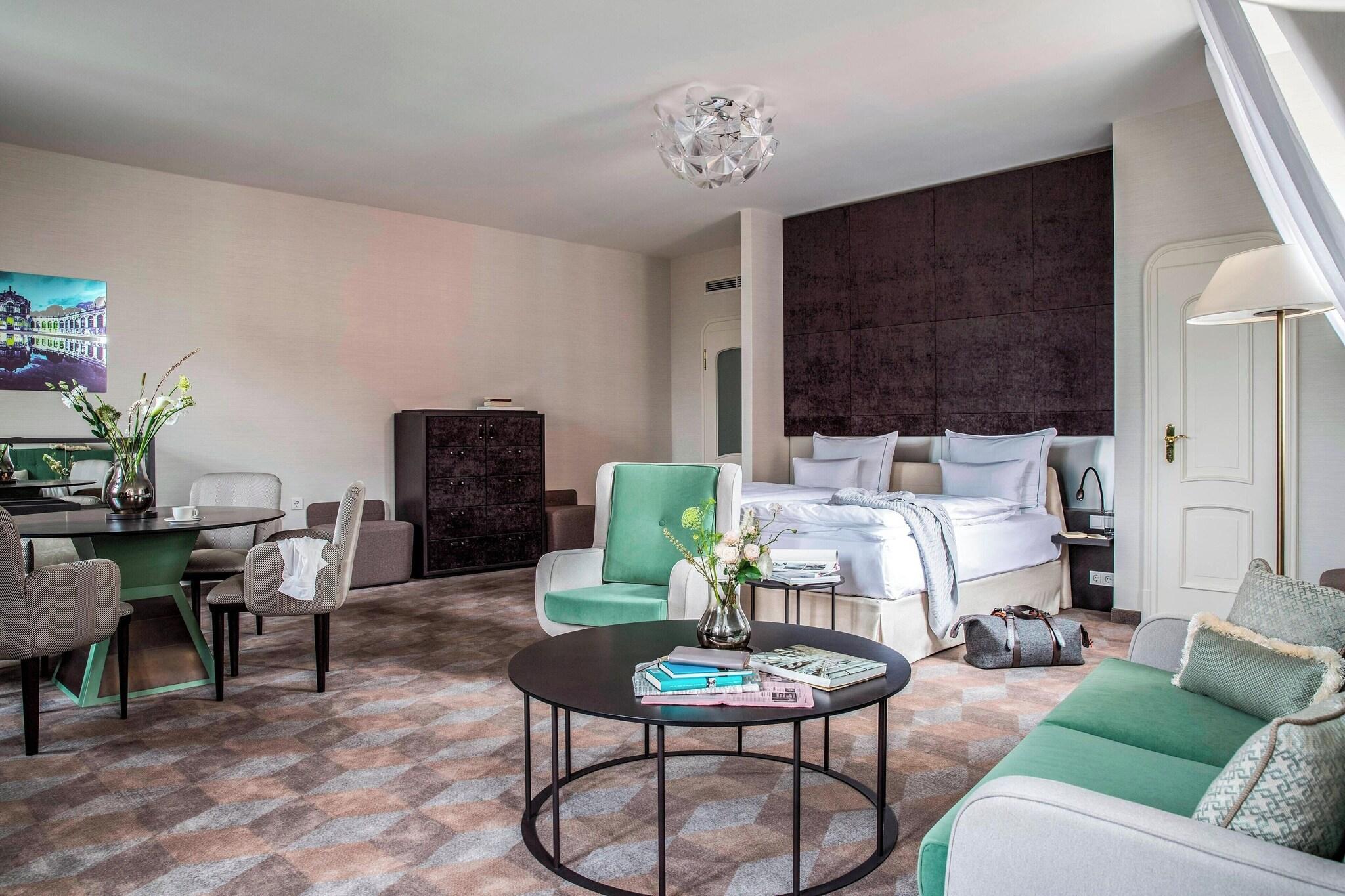 Junior Suite King Bed One Bedroom 