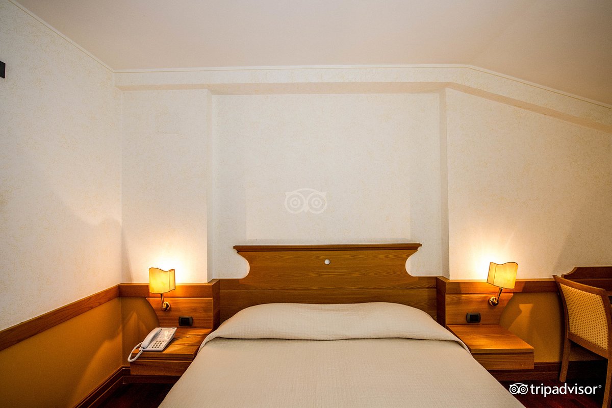 Double or Twin Deluxe