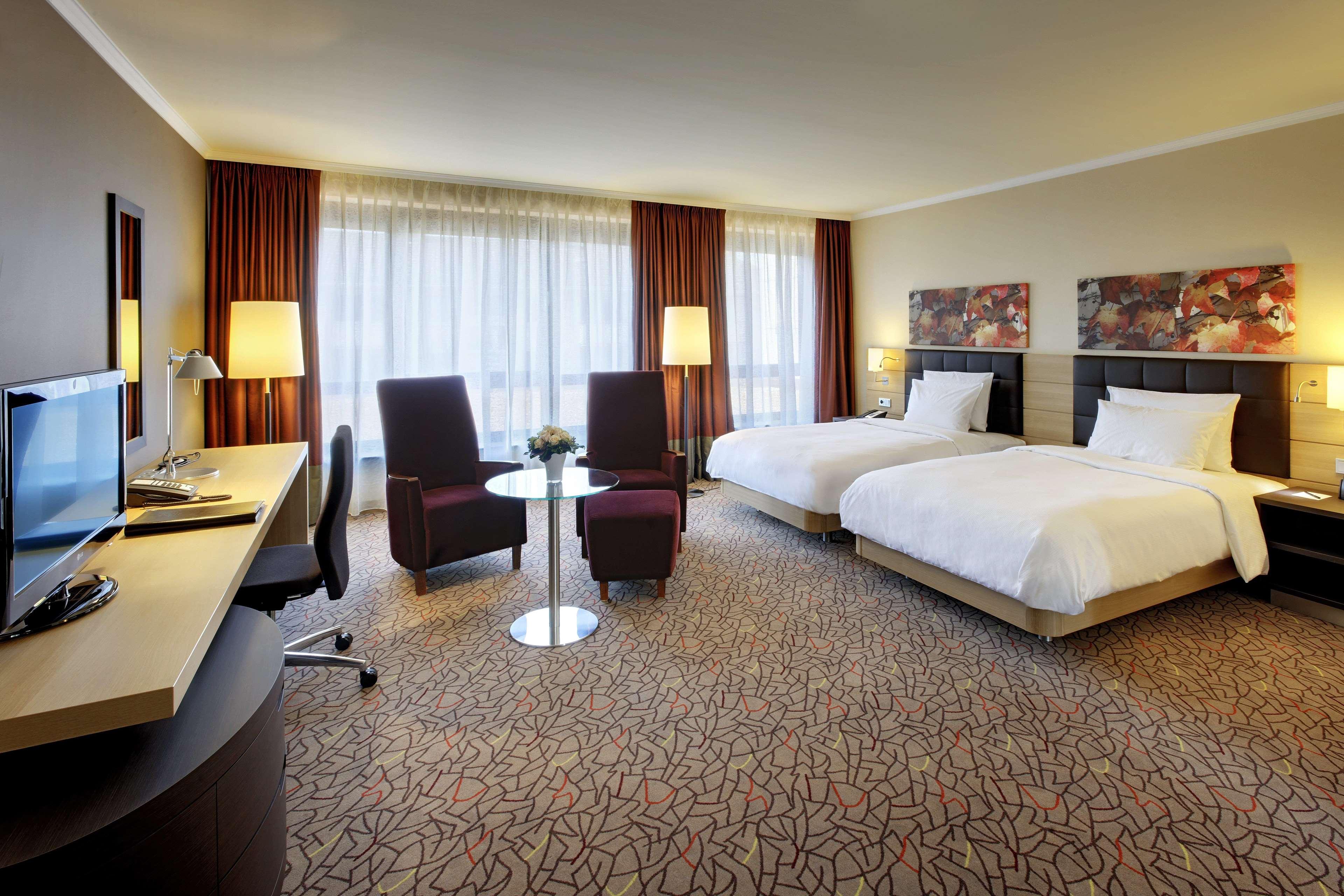 Family Room Guest Room