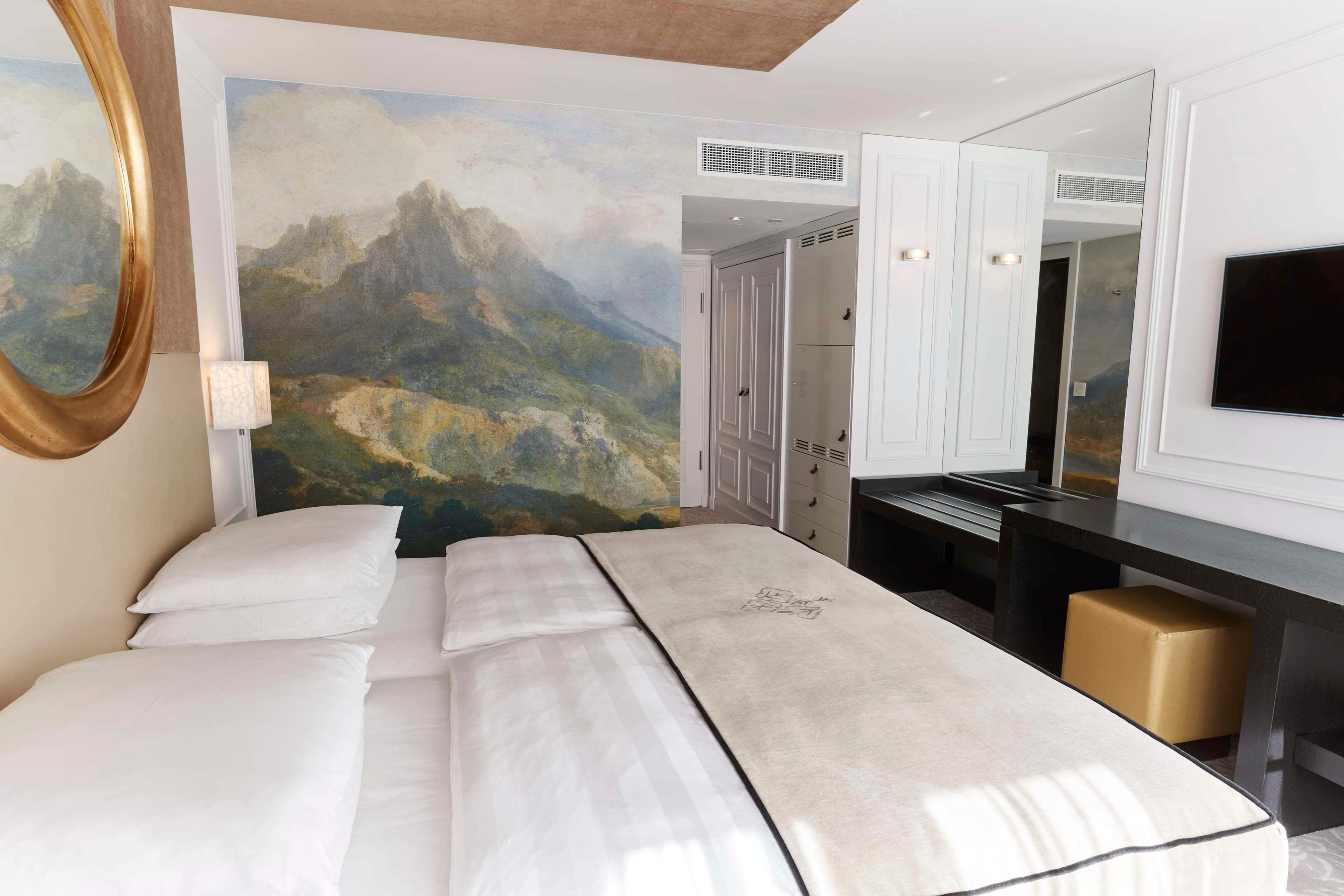 Double or Twin Superior King Bed