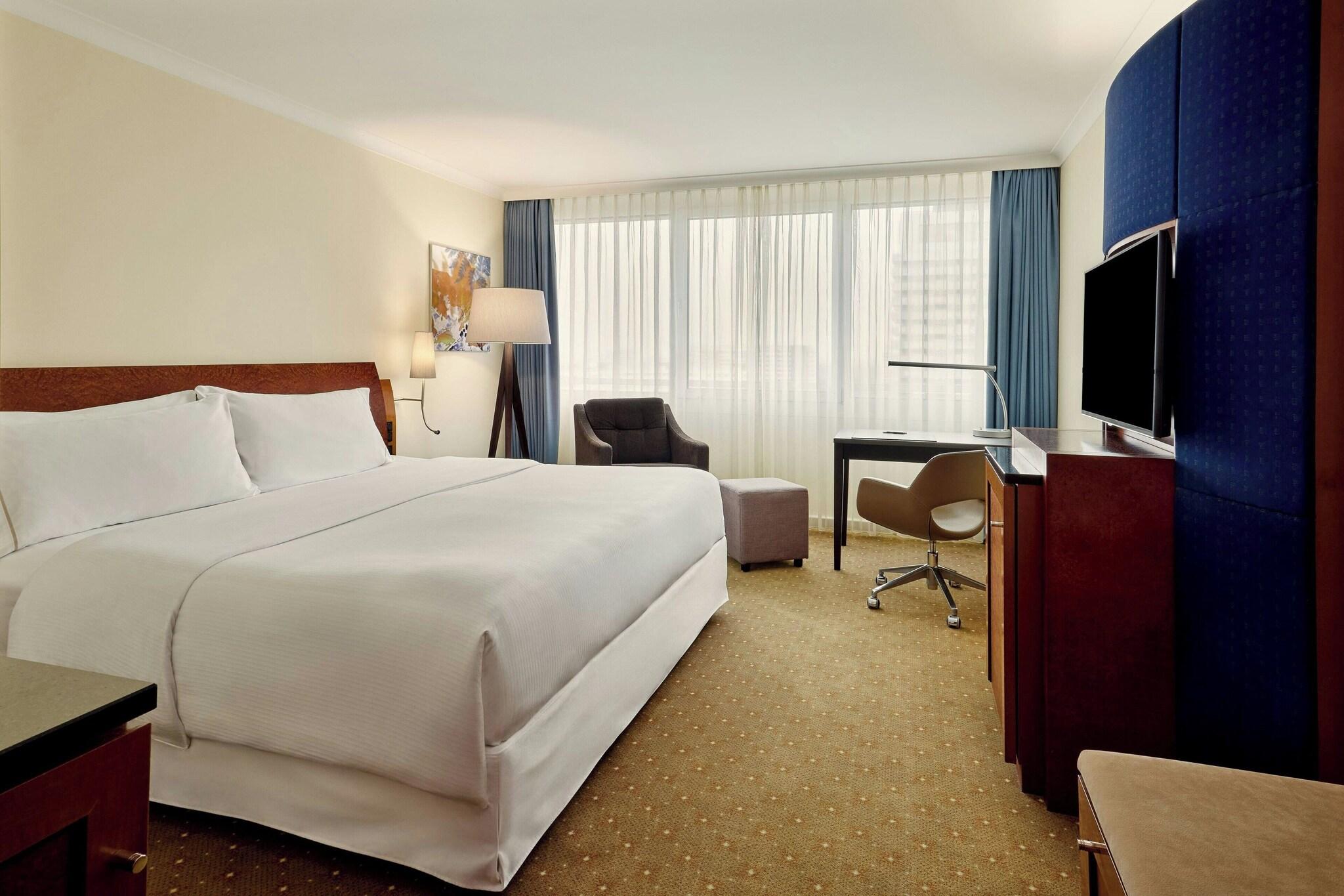 Junior Suite King Size Bed