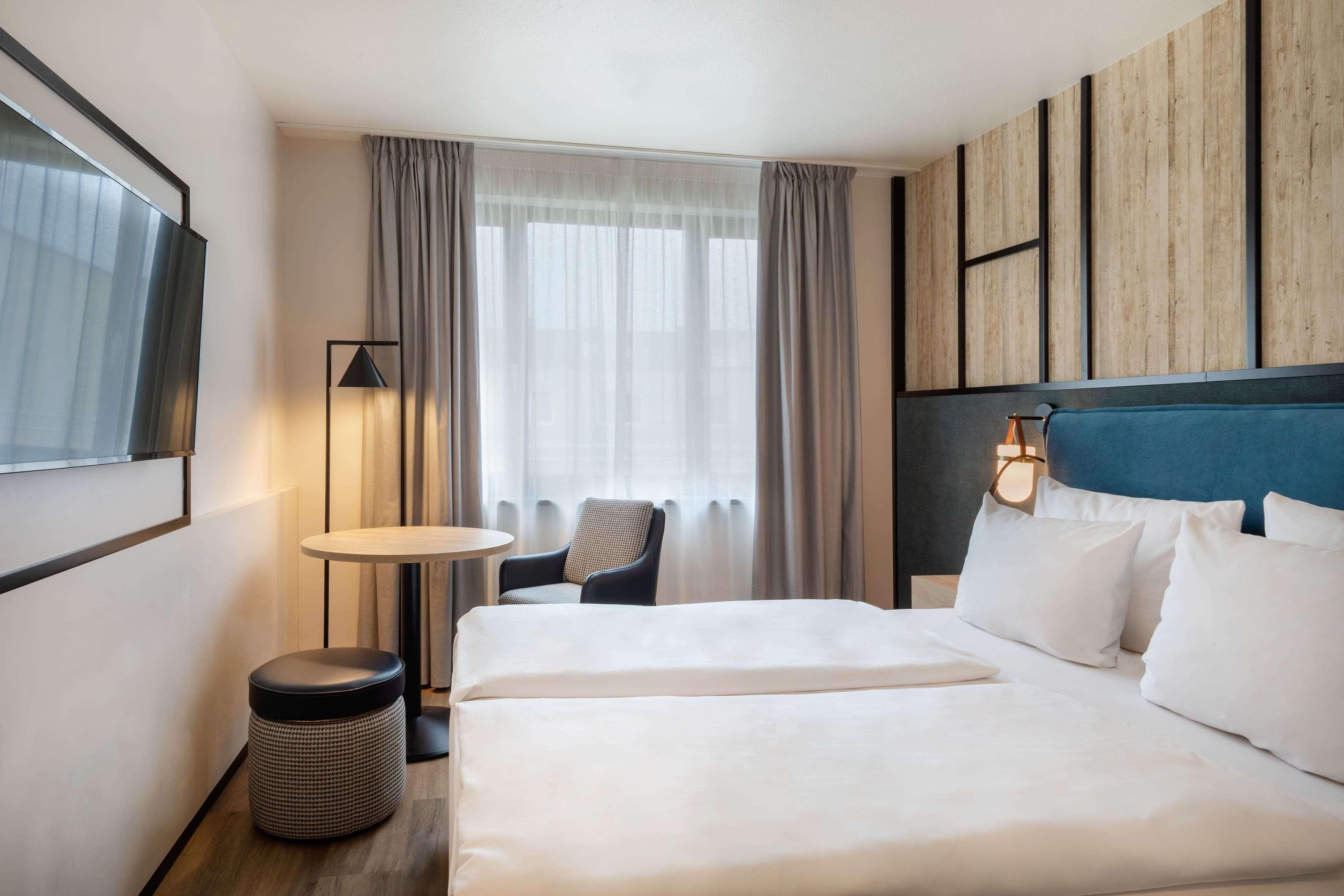 Double or Twin Deluxe