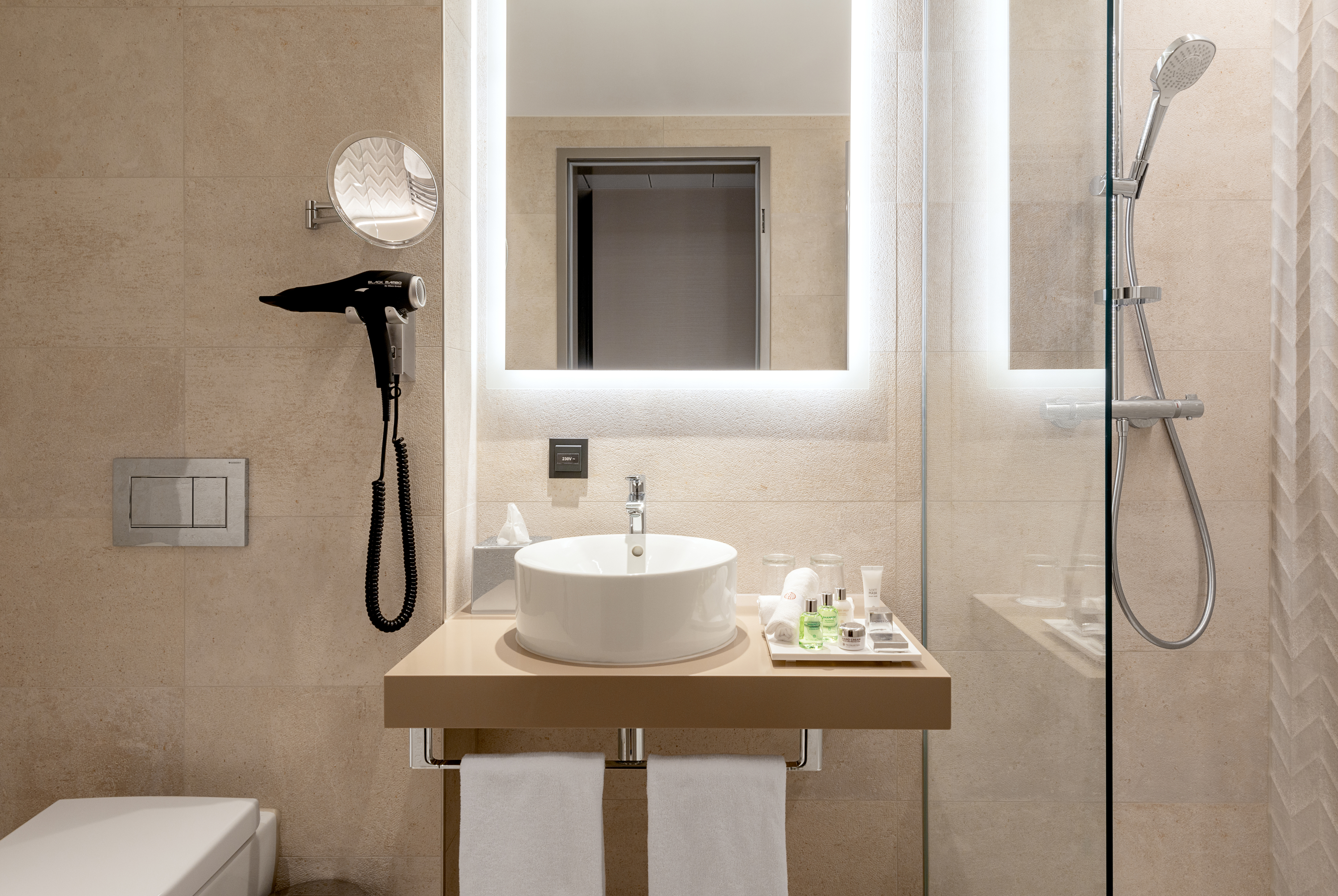 Single Superior City View