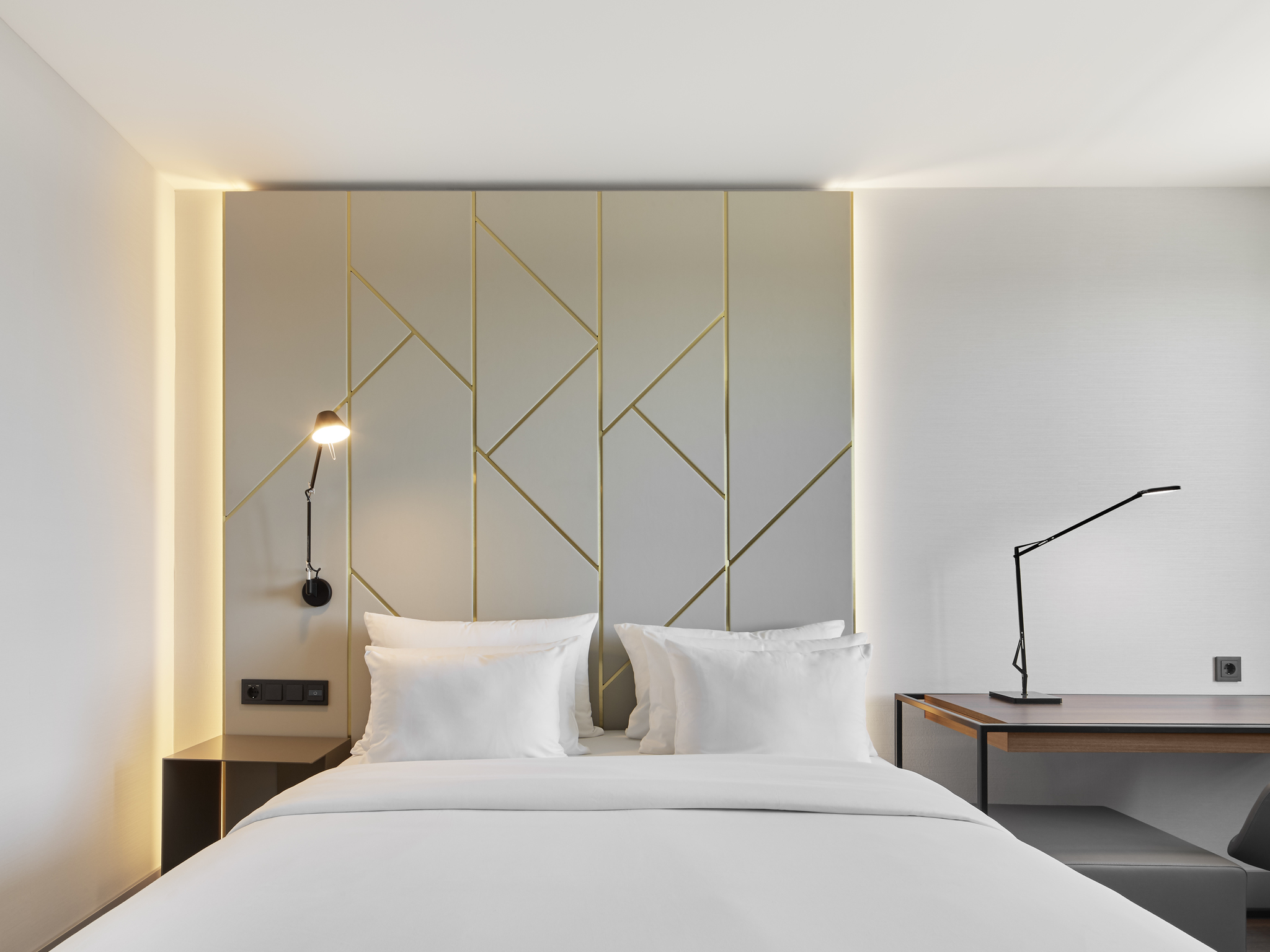 Single Superior with Views