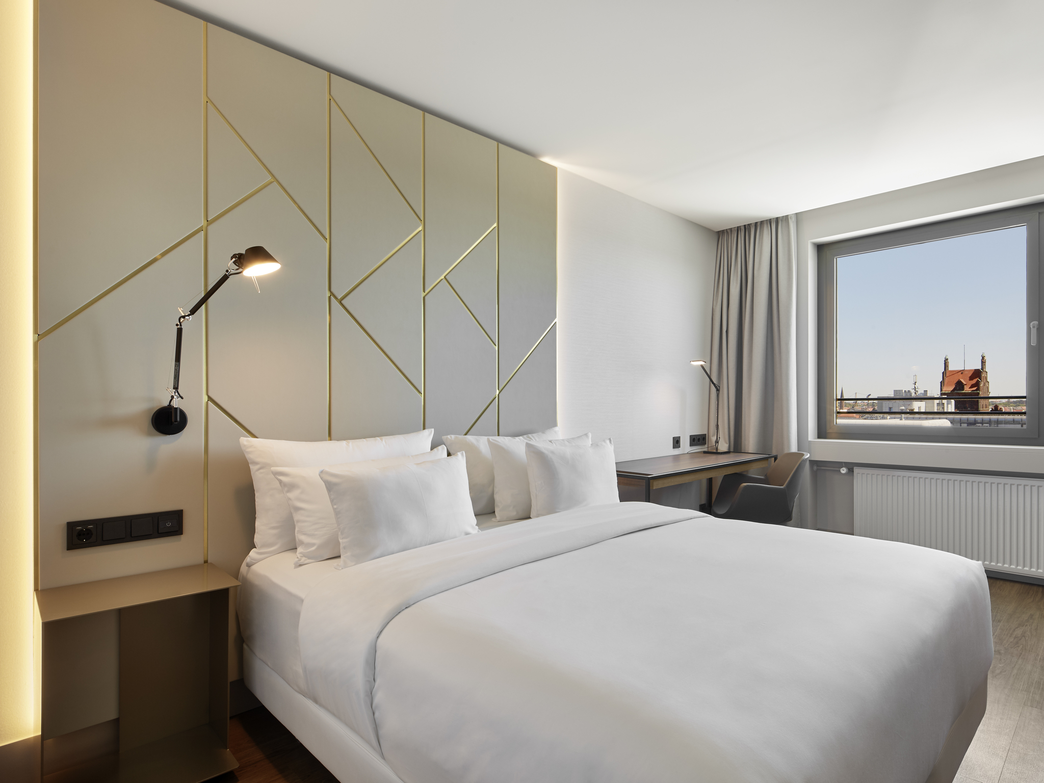 Single Superior City View