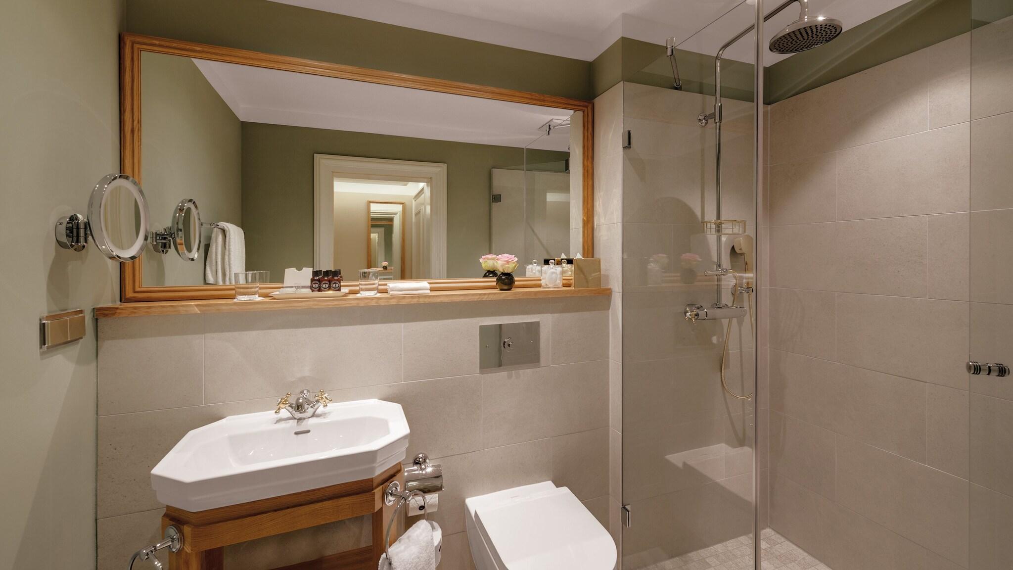 Double Premium King Bed