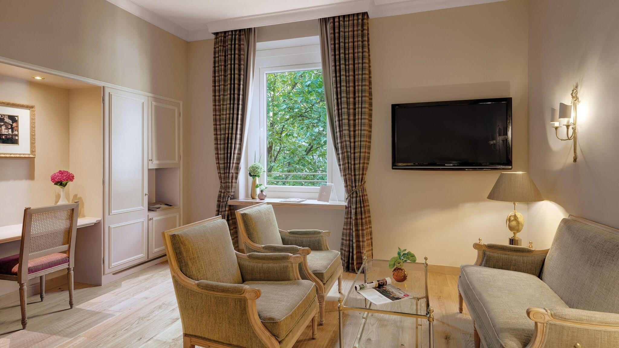 Double Premium King Bed