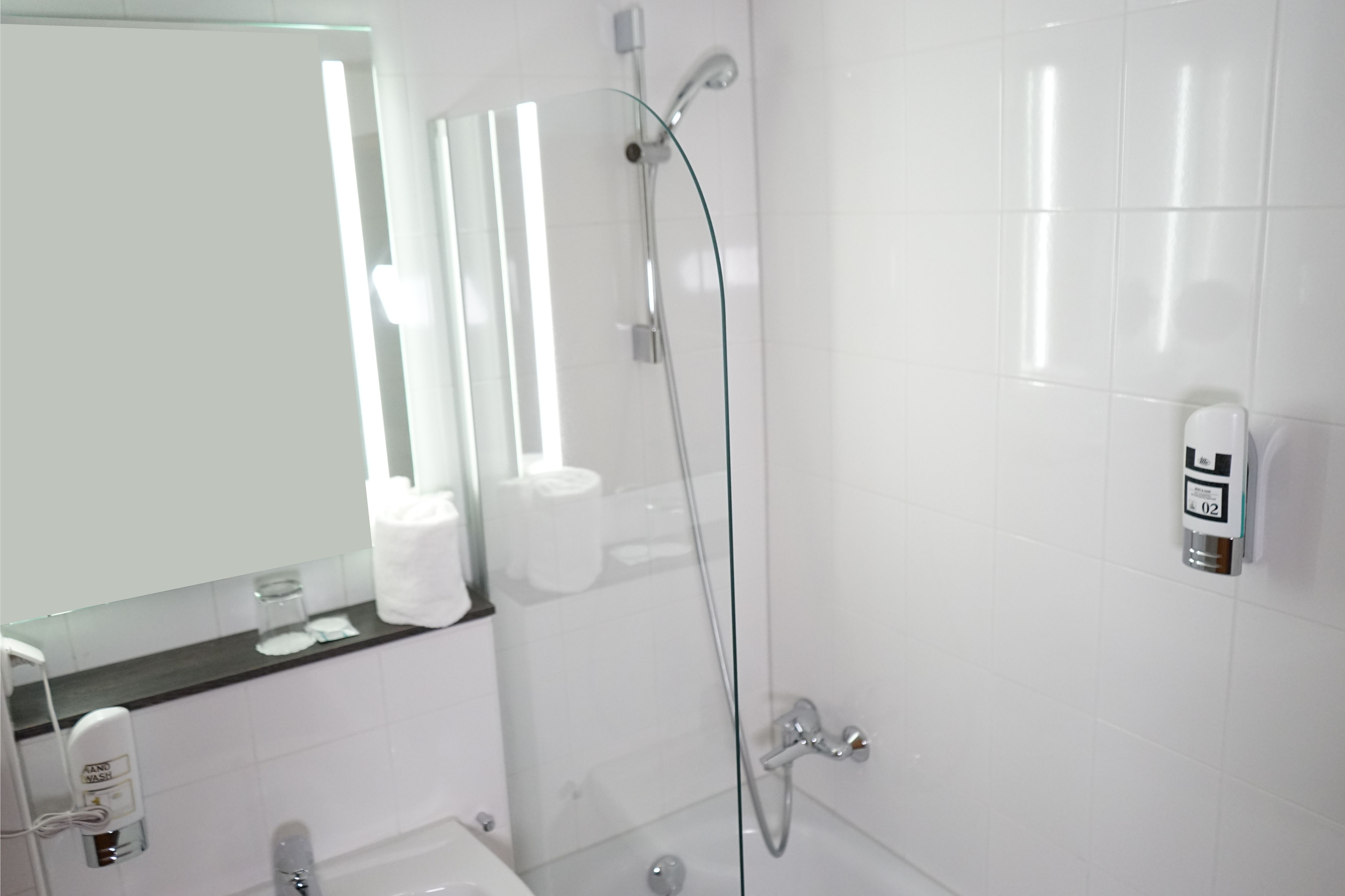 Single Superior Two Double Beds