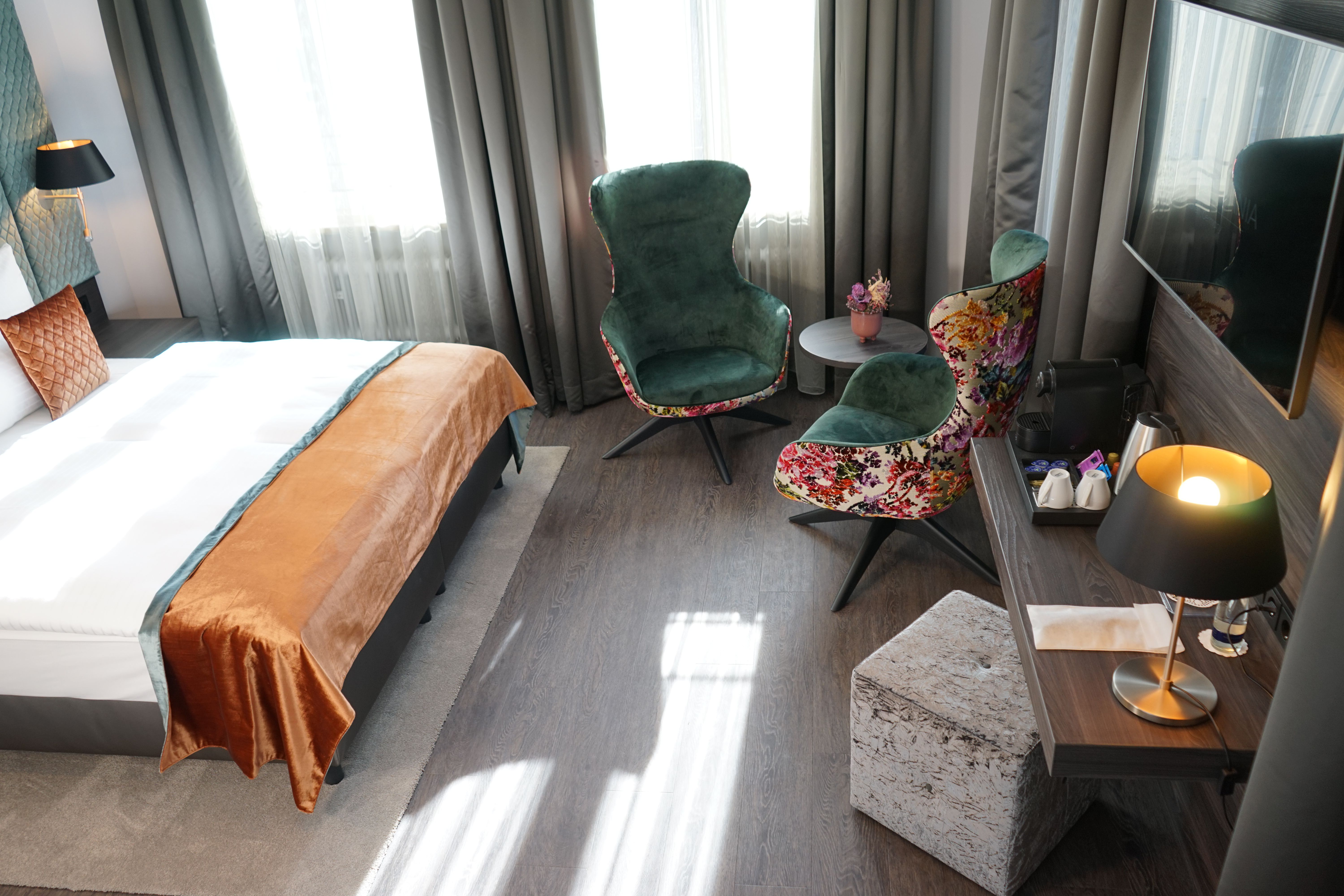 Triple Deluxe Two Beds