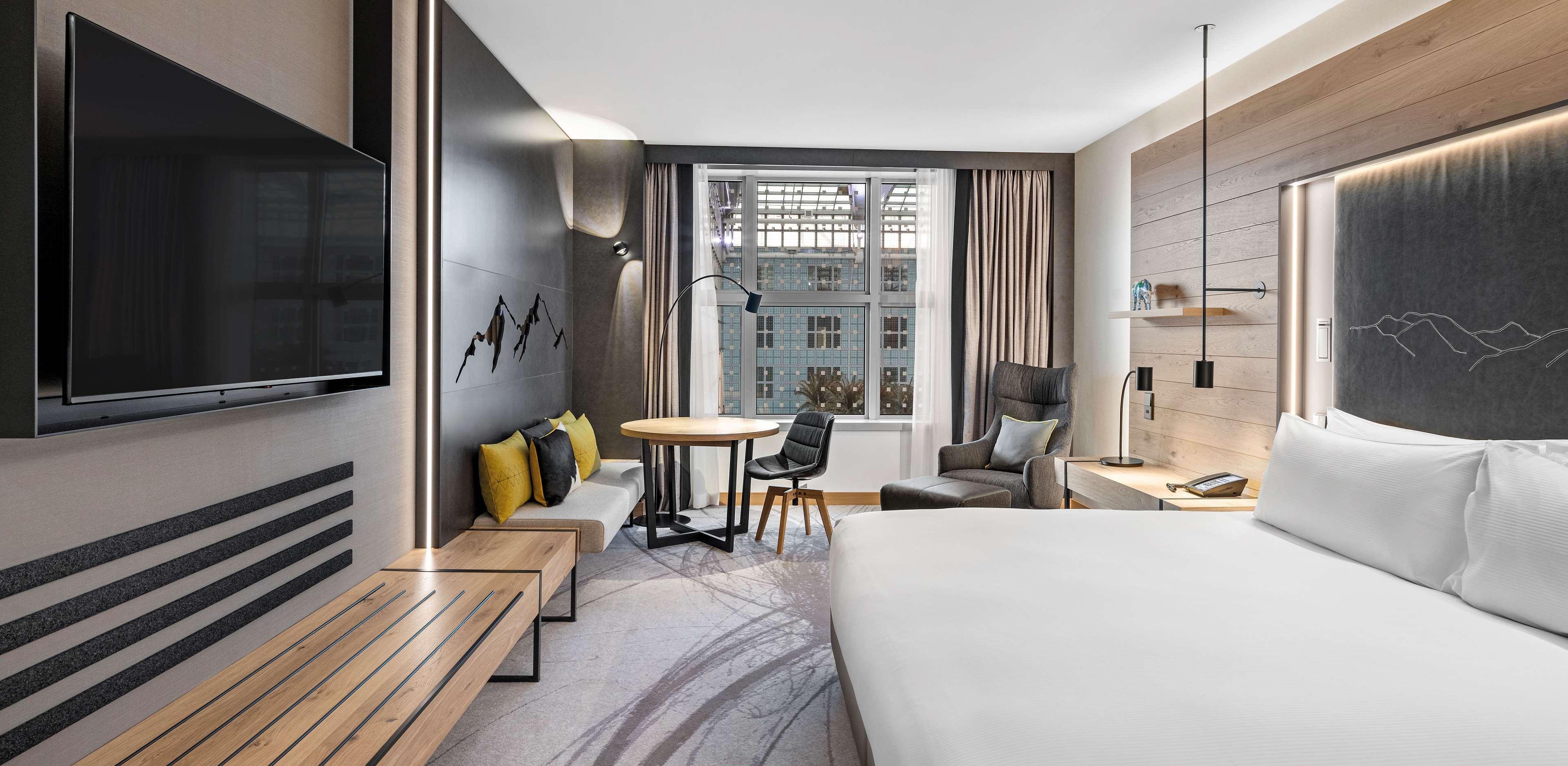 Double Guest Room King Bed