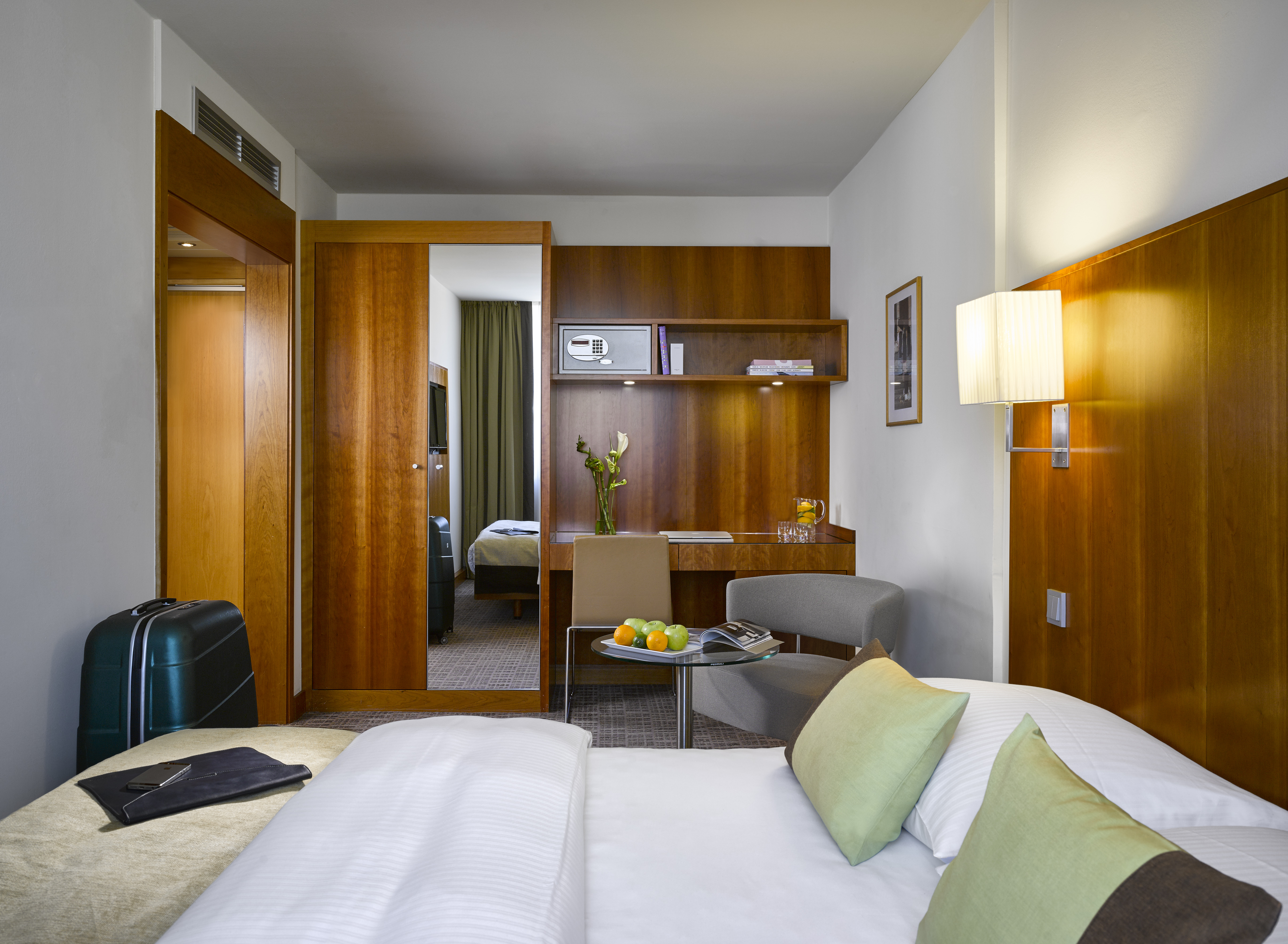 Double or Twin Standard