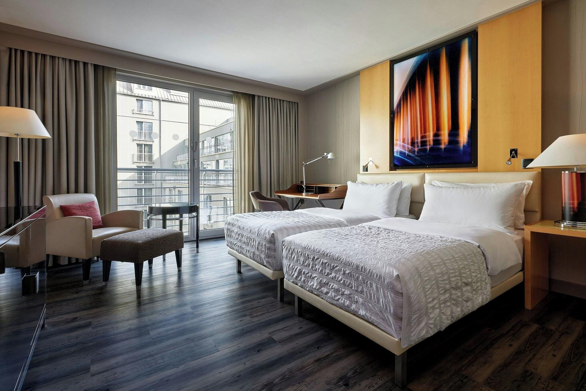 Twin Deluxe Garden View