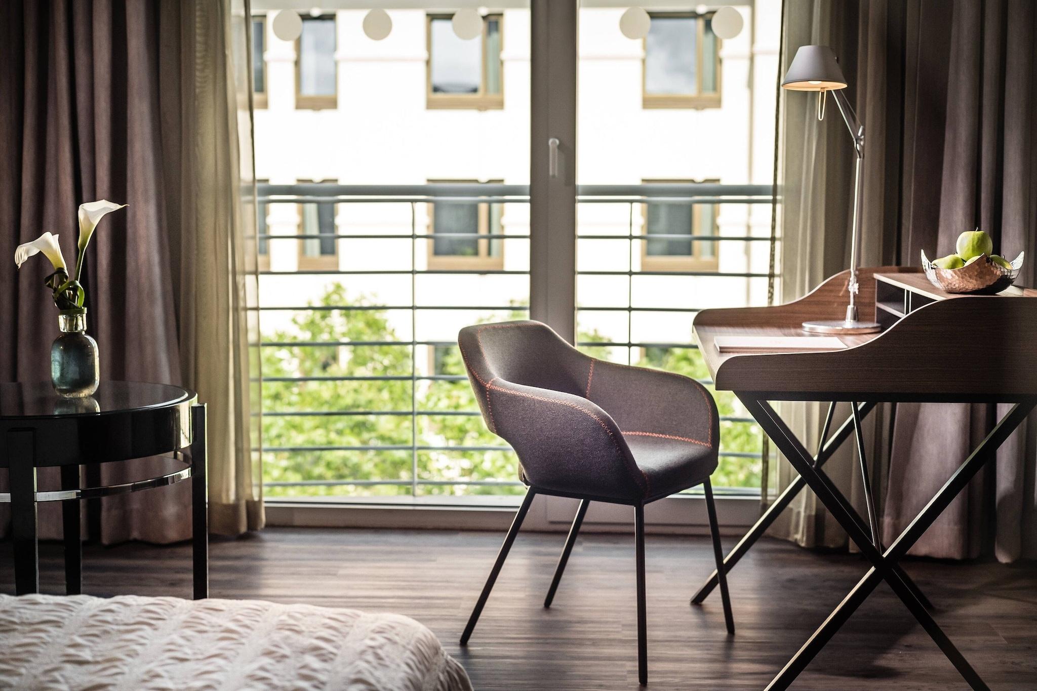 Double Executive King Bed