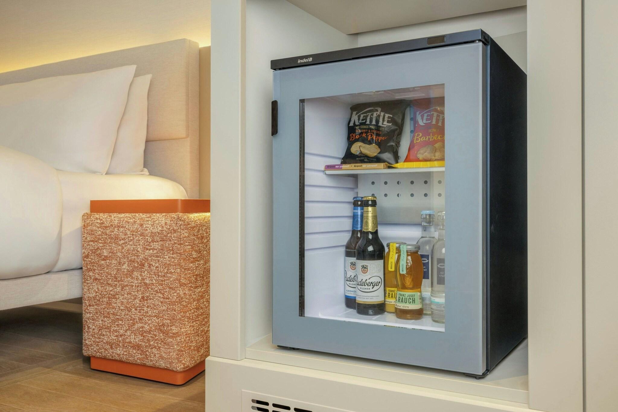 Double Queen Size Bed