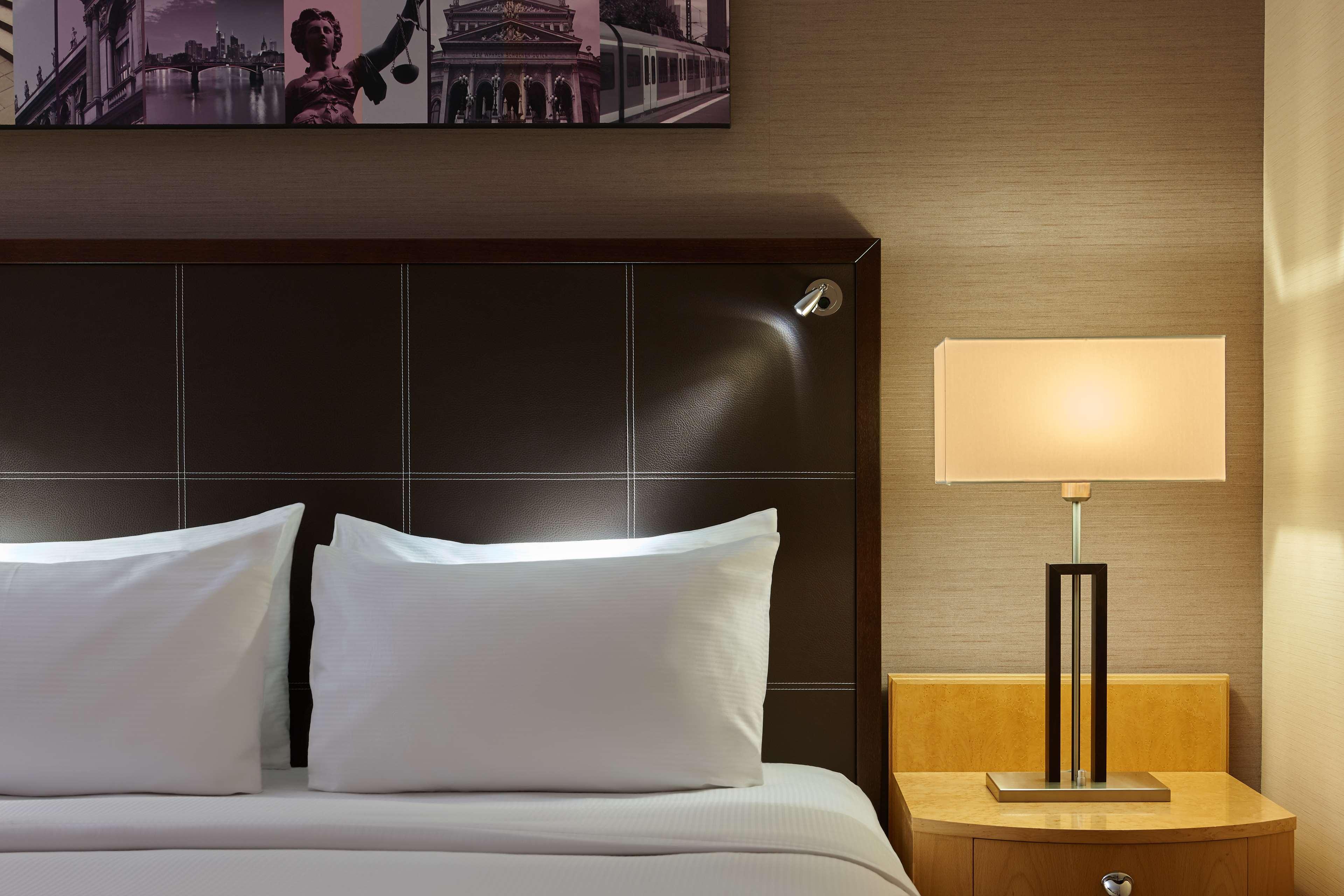 Double Guest Room King Bed