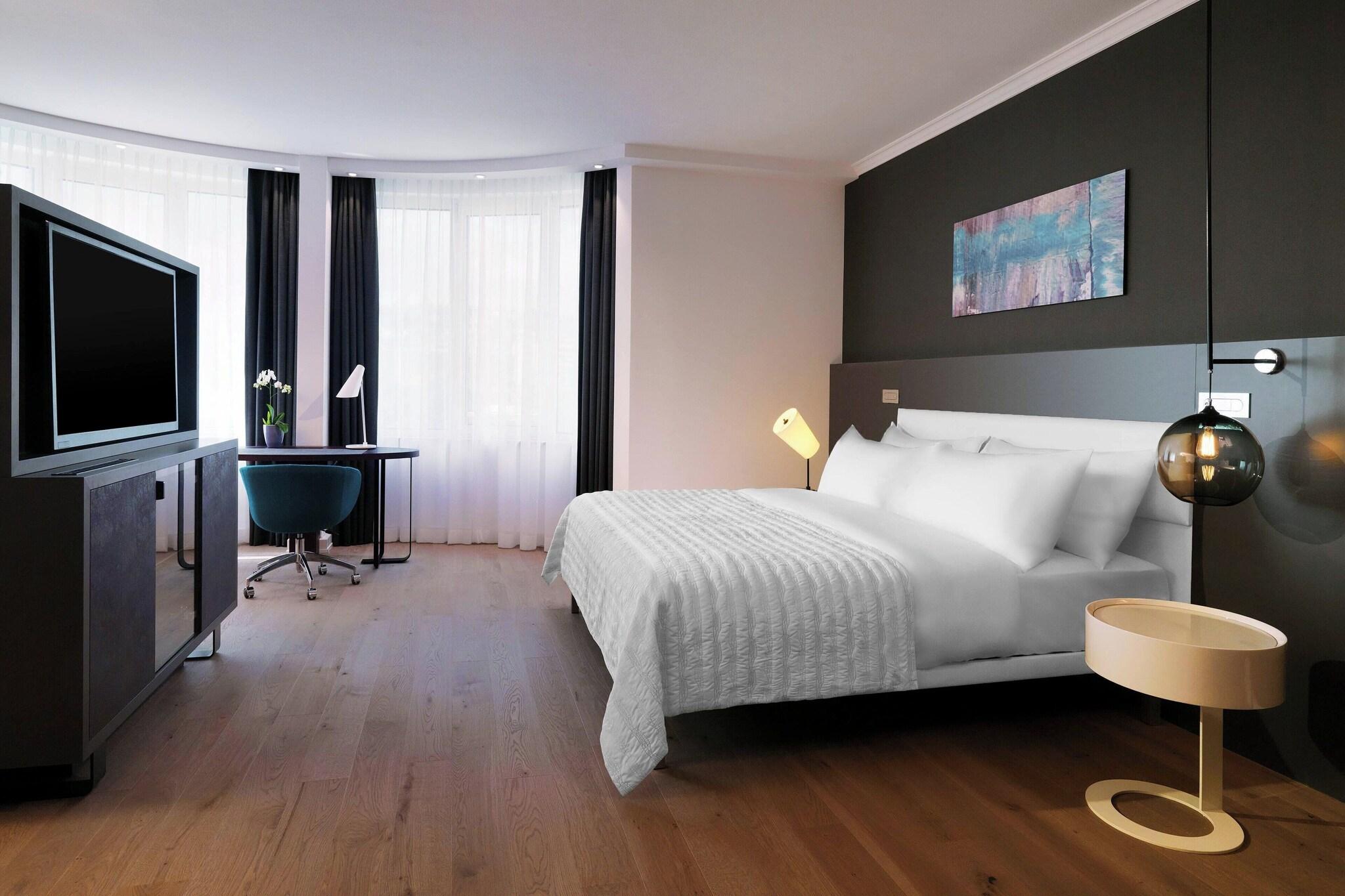 Junior Suite with Double Bed