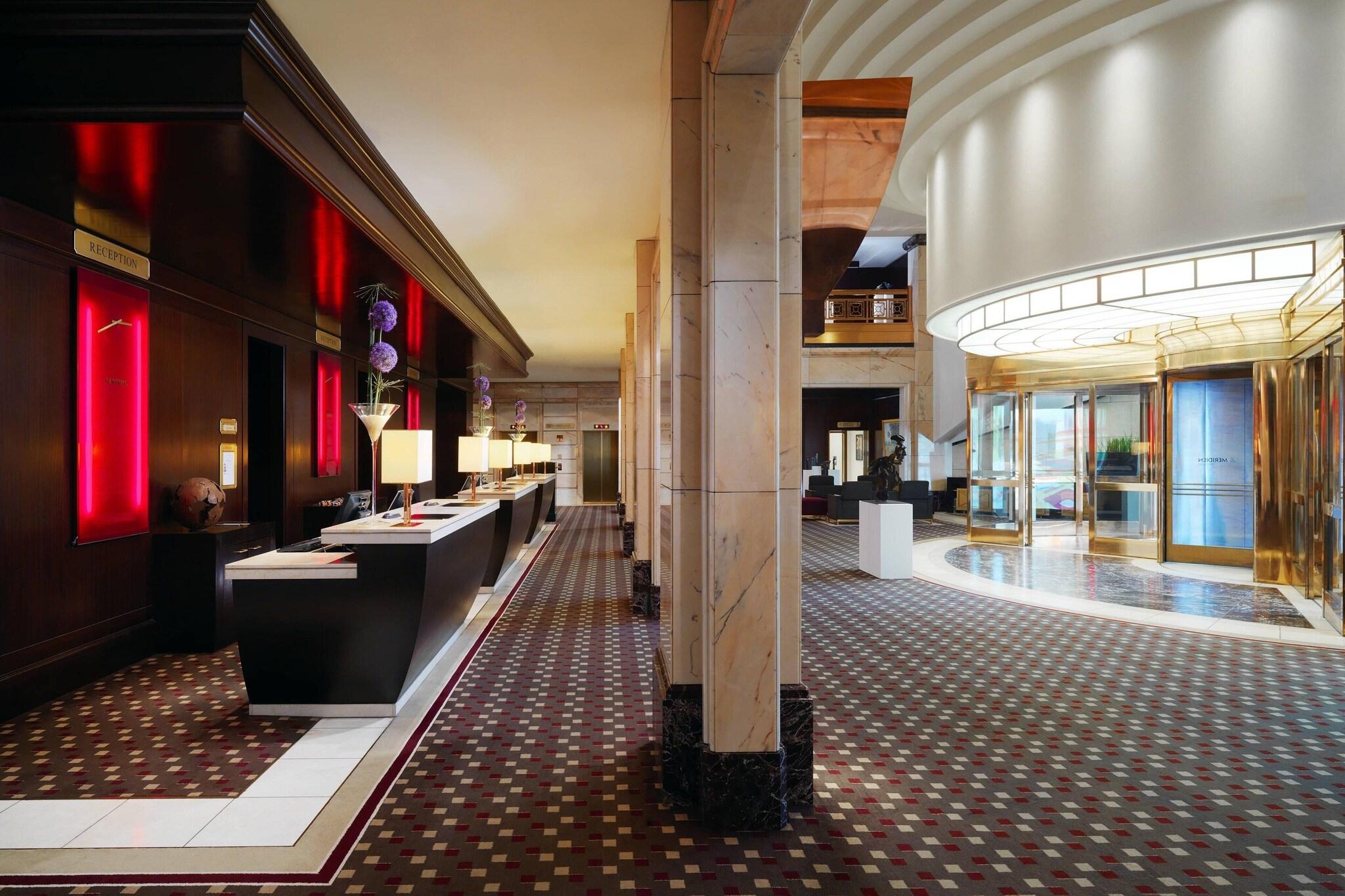 Double Superior King Bed