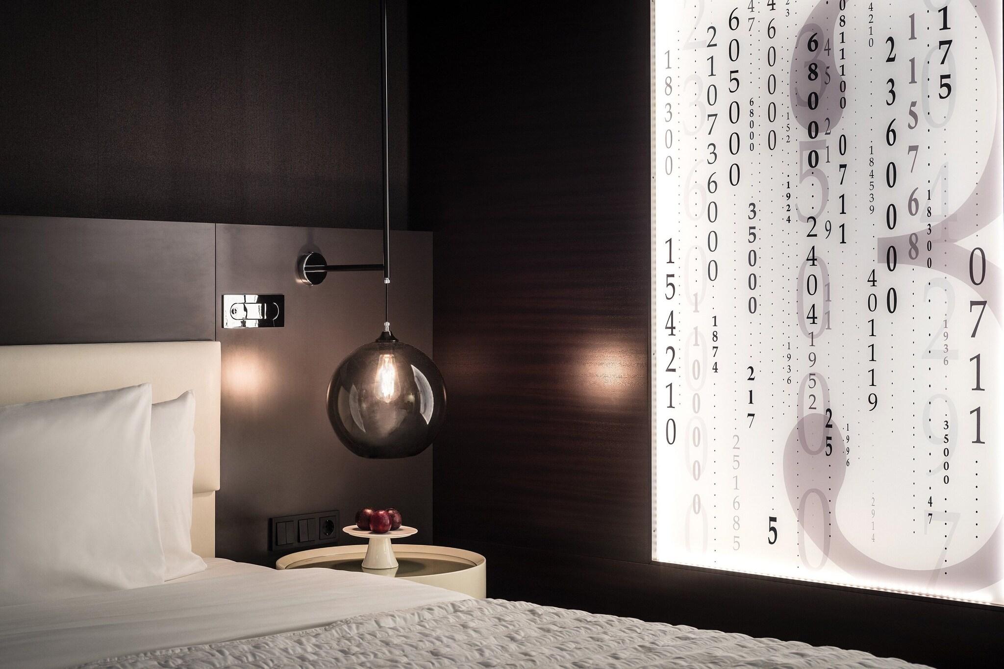 Double Executive King Bed