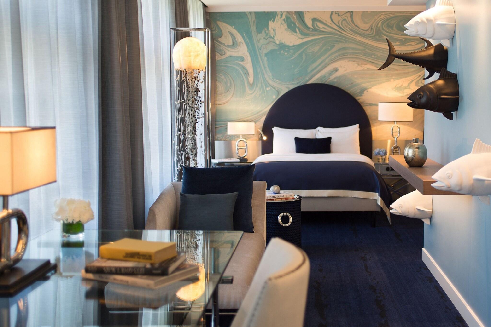 Suite City View Two Double Beds