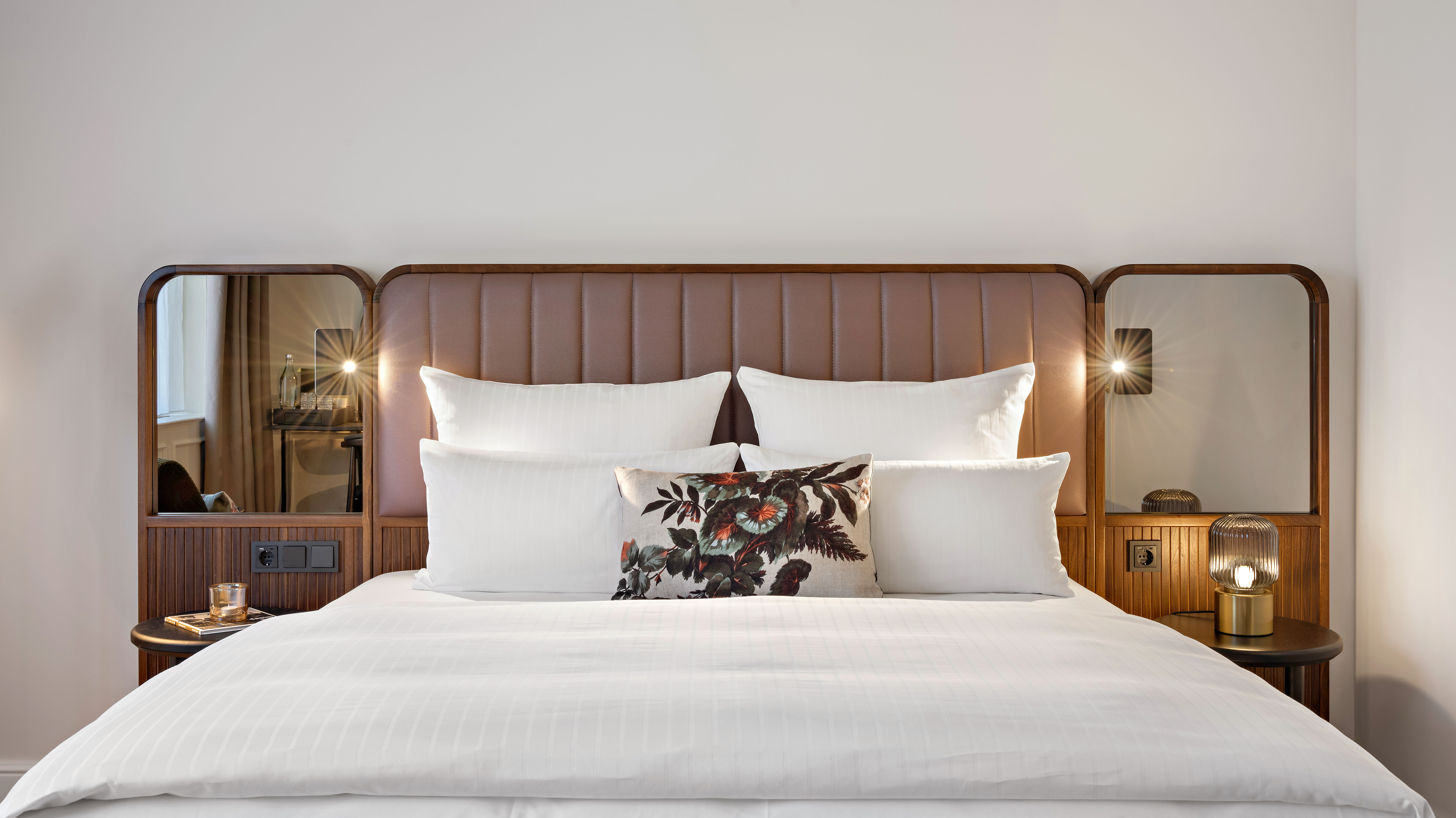 Double Deluxe King Bed