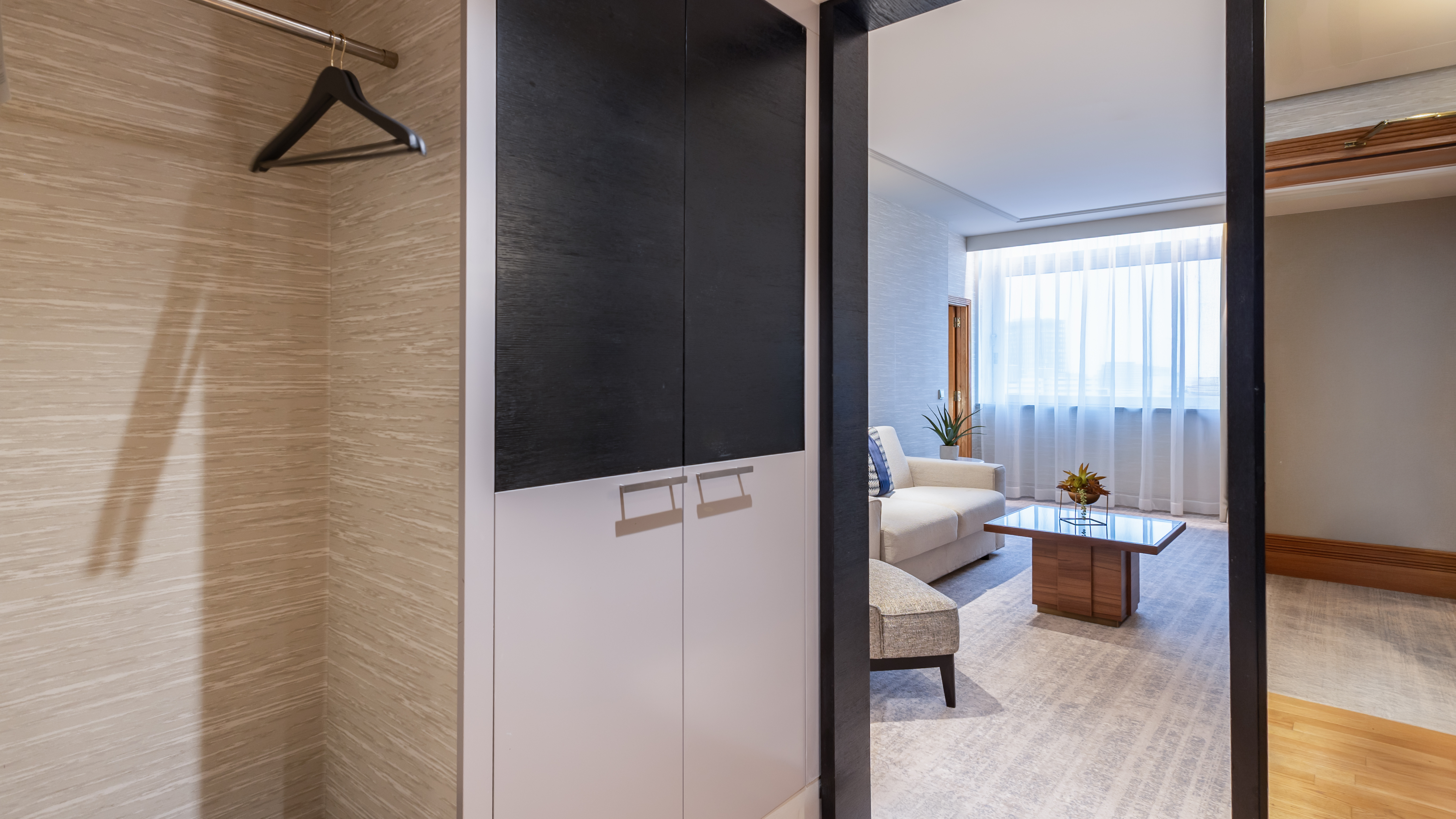 Junior Suite King Size Bed