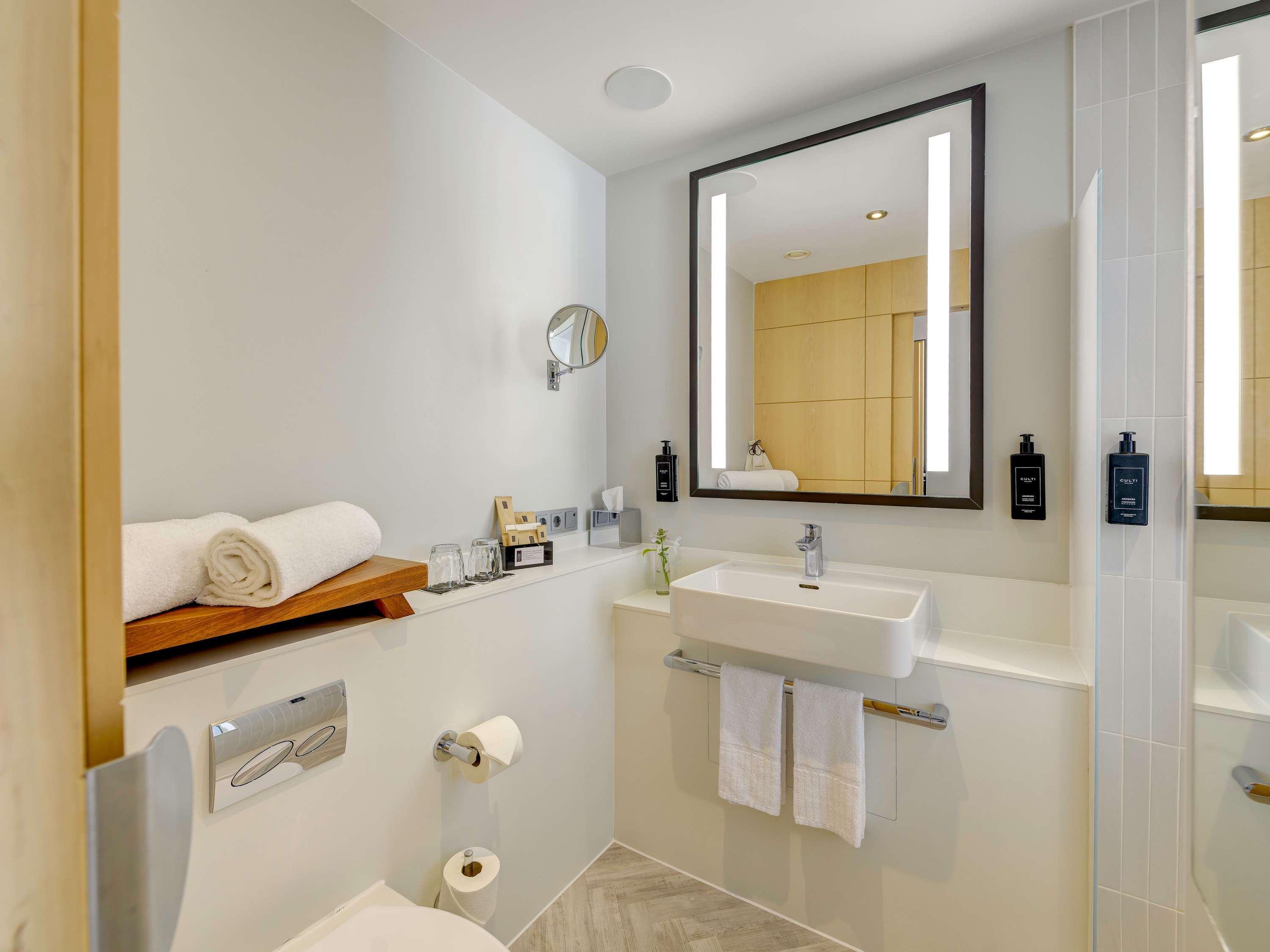 Double Deluxe with Views