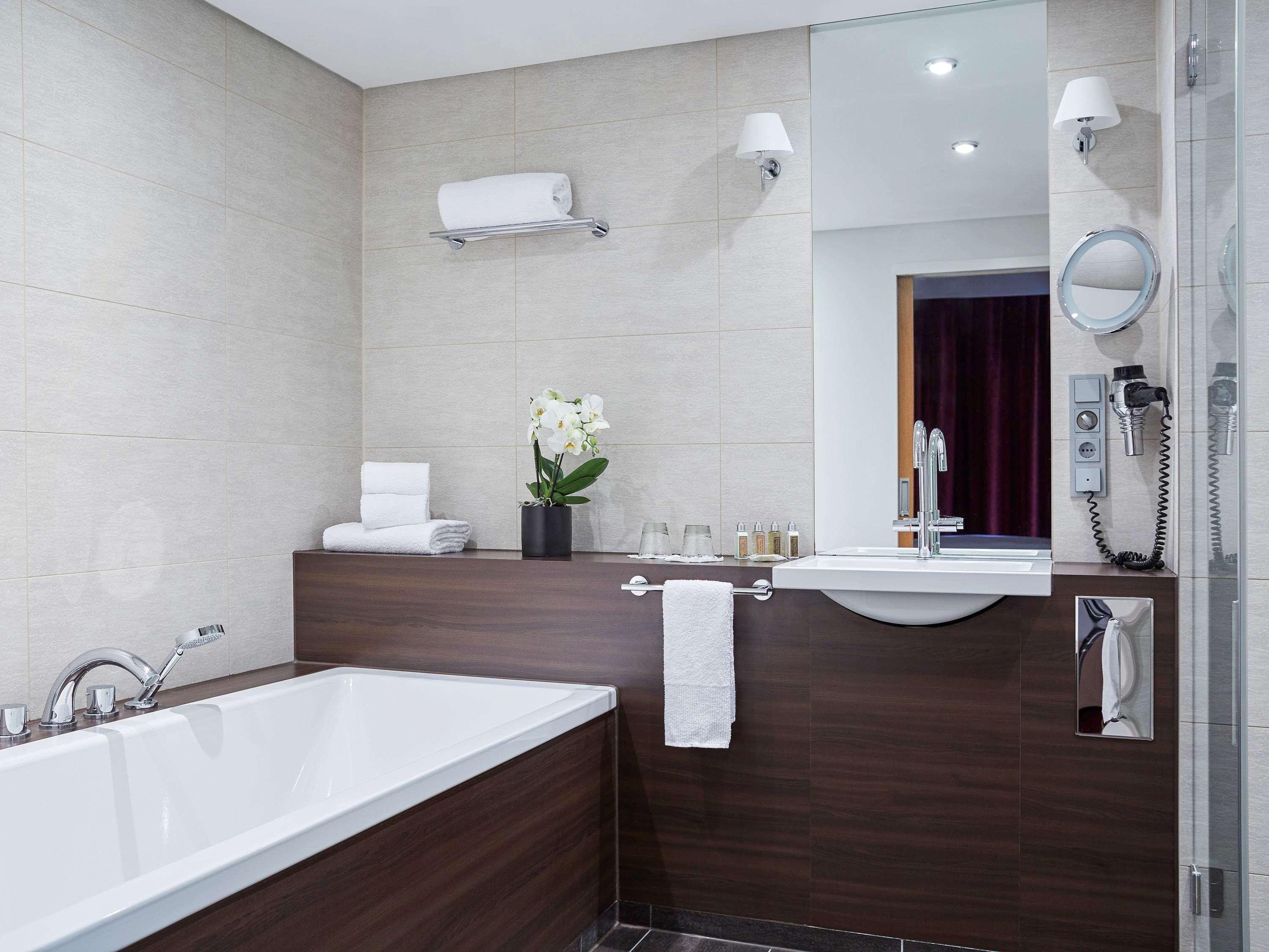 Junior Suite with Views