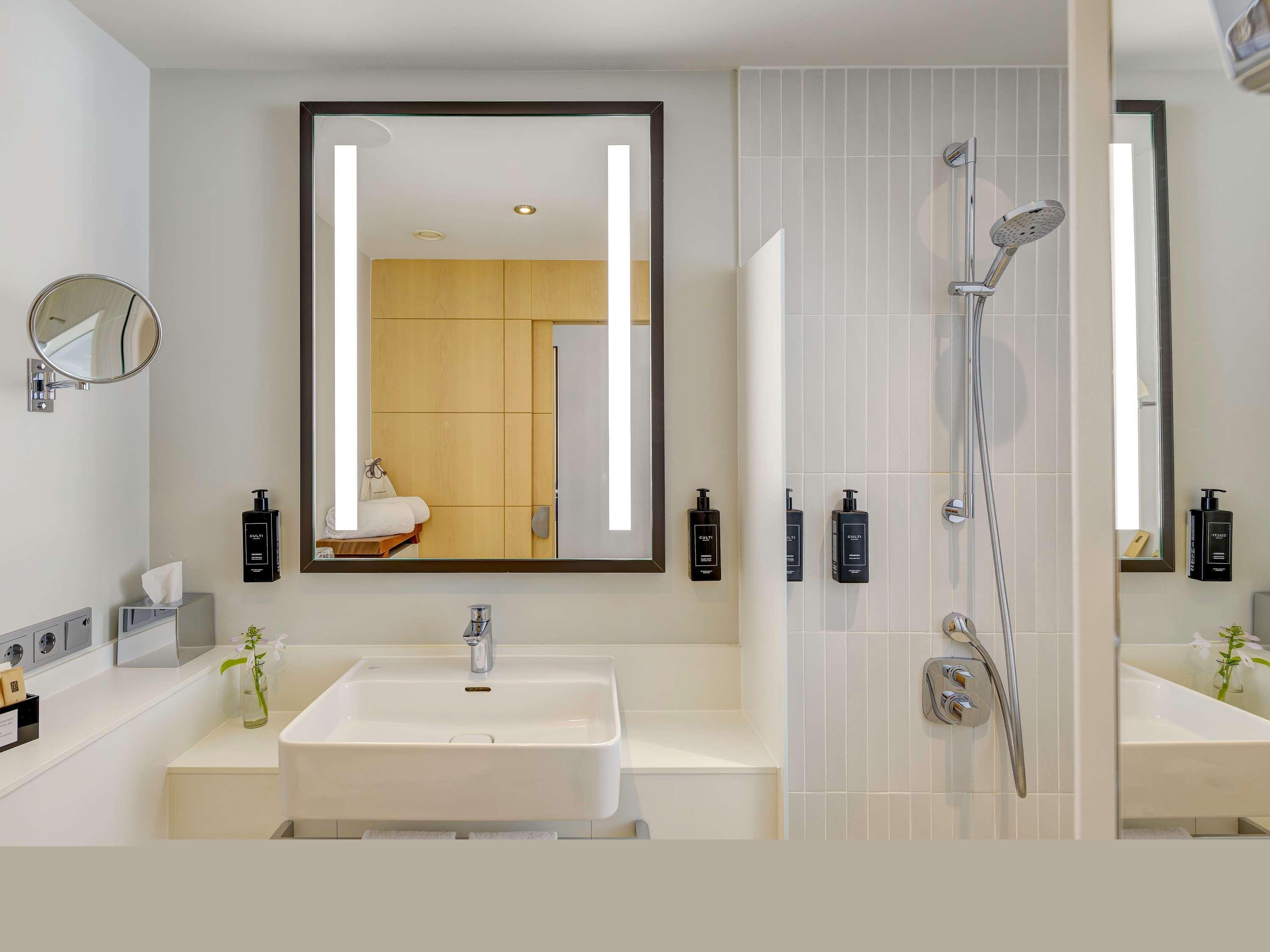 Double Deluxe with Views