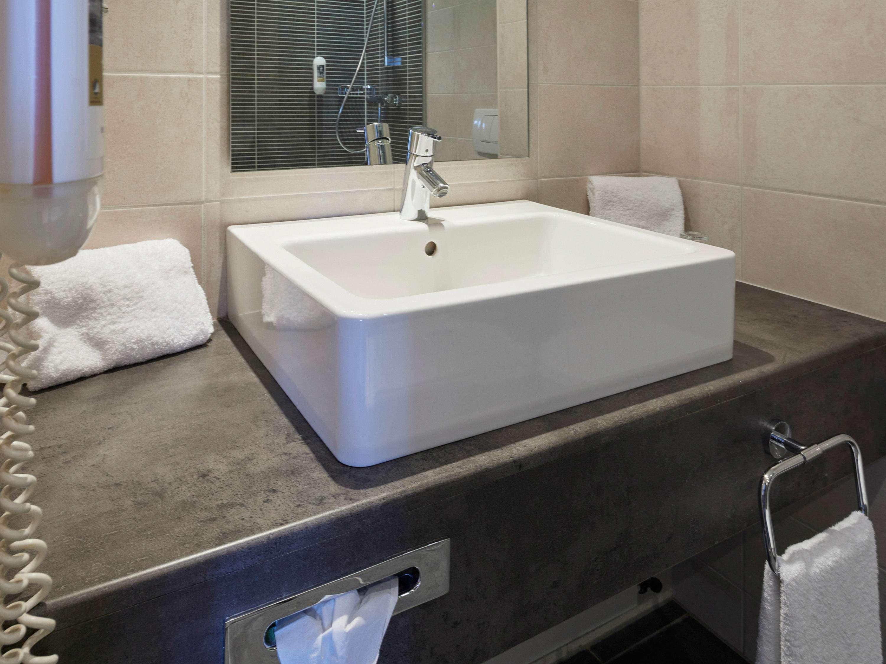 Double Superior King Bed